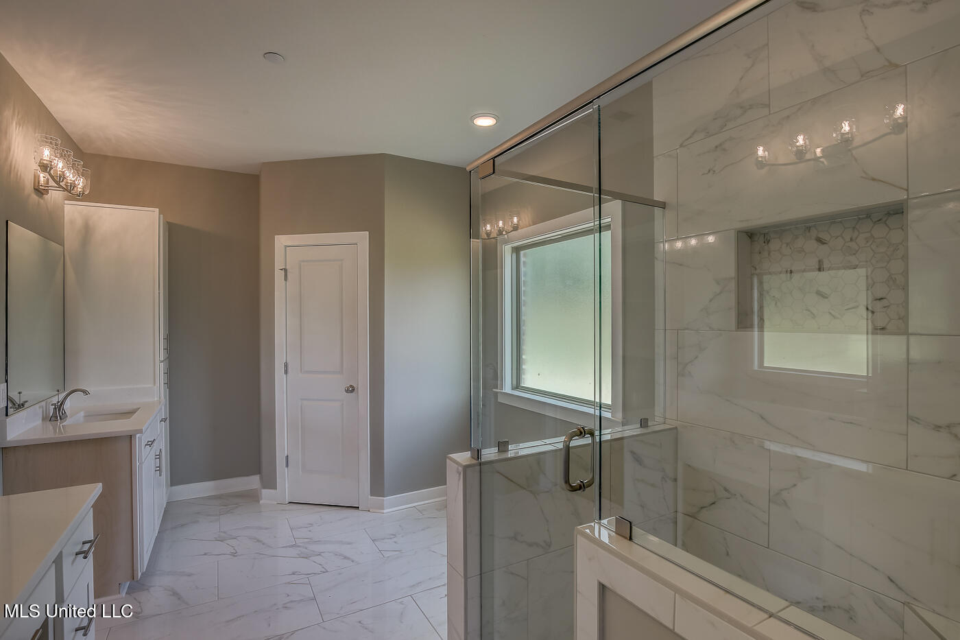 1634 Tributary Drive Property Photo 14