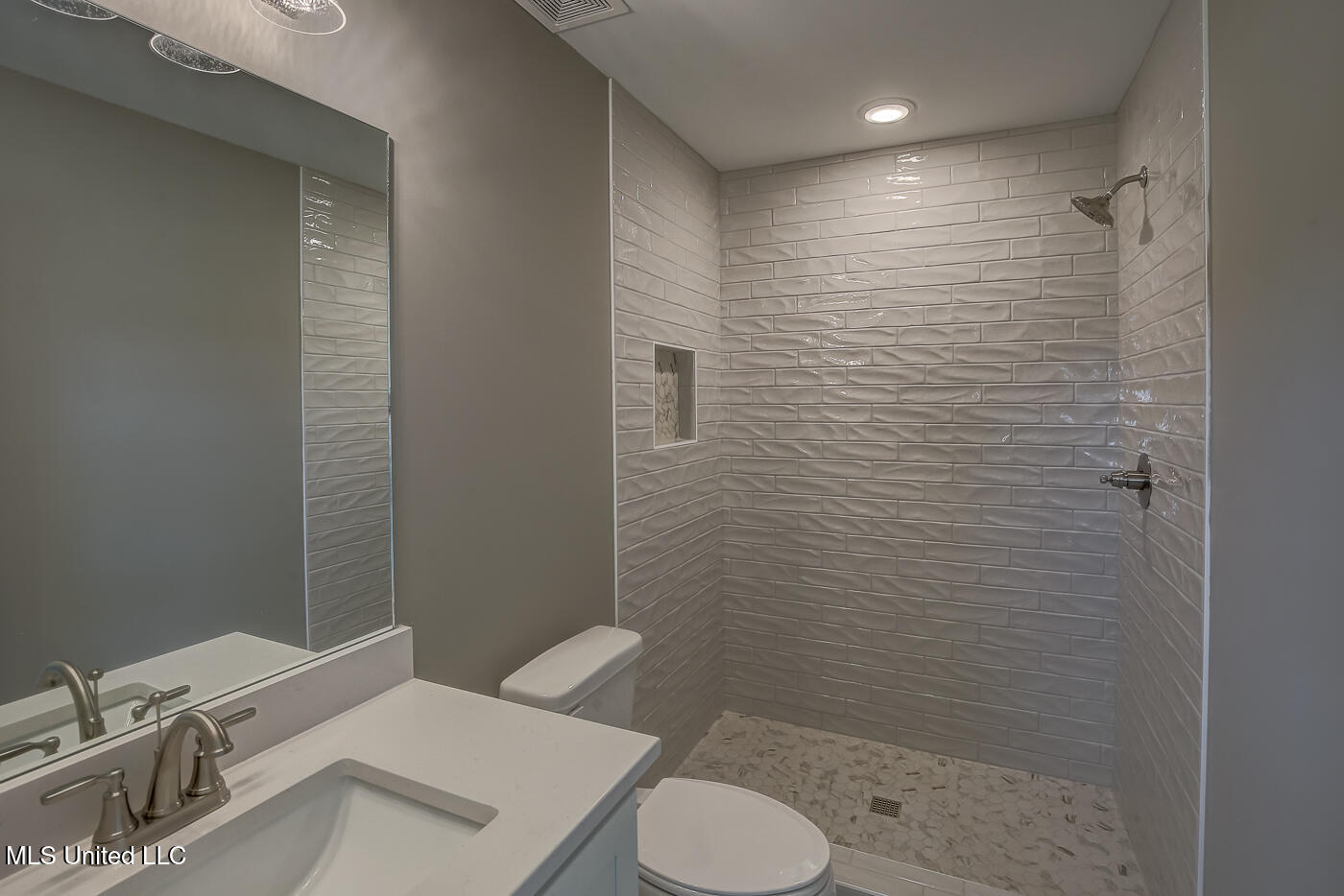 1634 Tributary Drive Property Photo 18