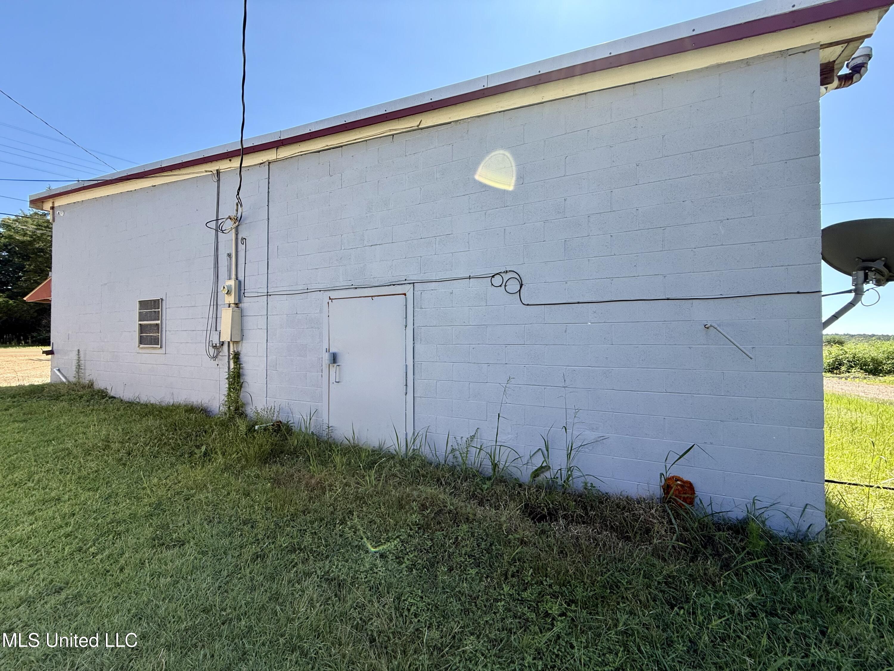 1681 Ms 550 Property Photo 12