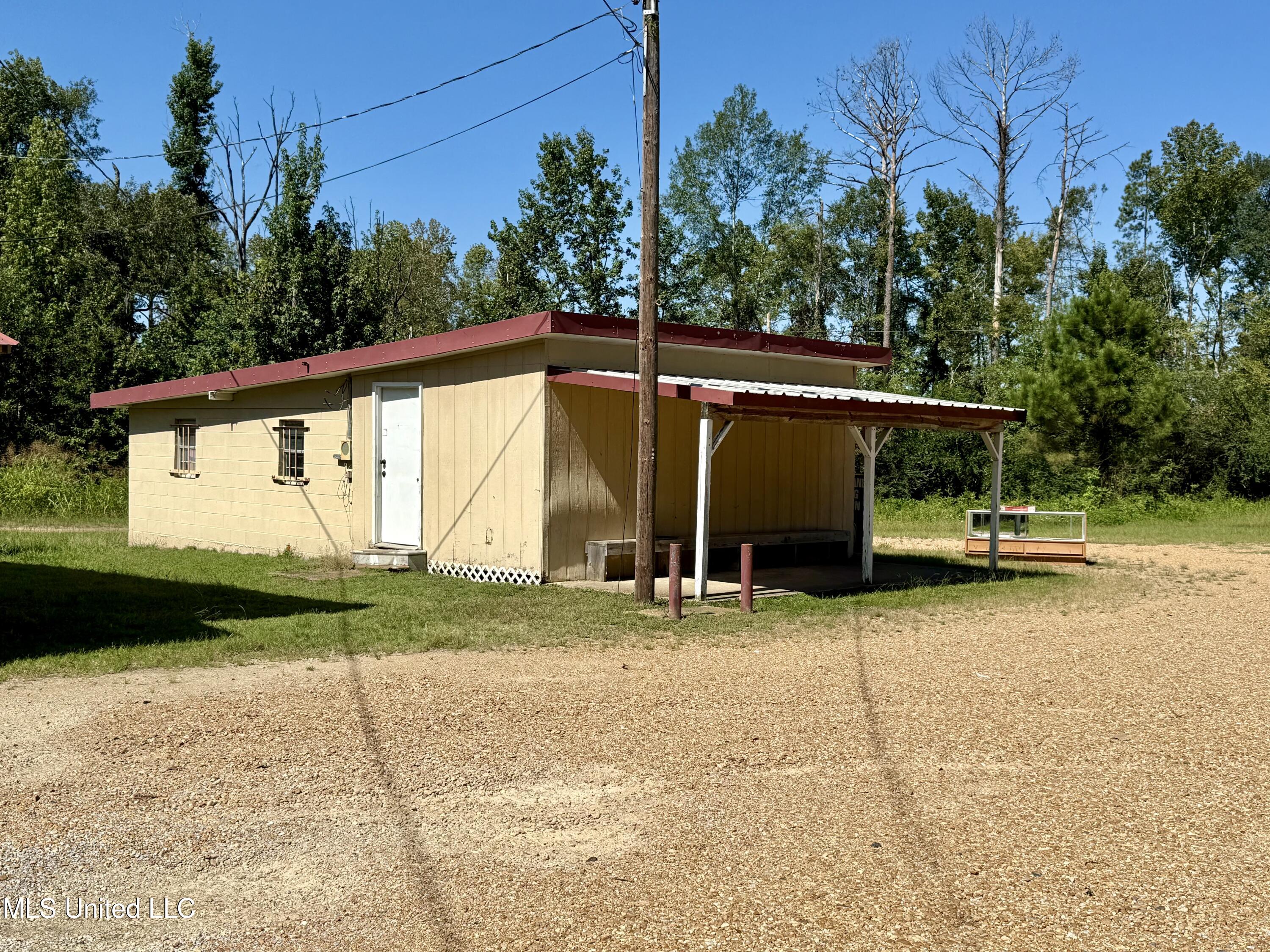 1681 Ms 550 Property Photo 15