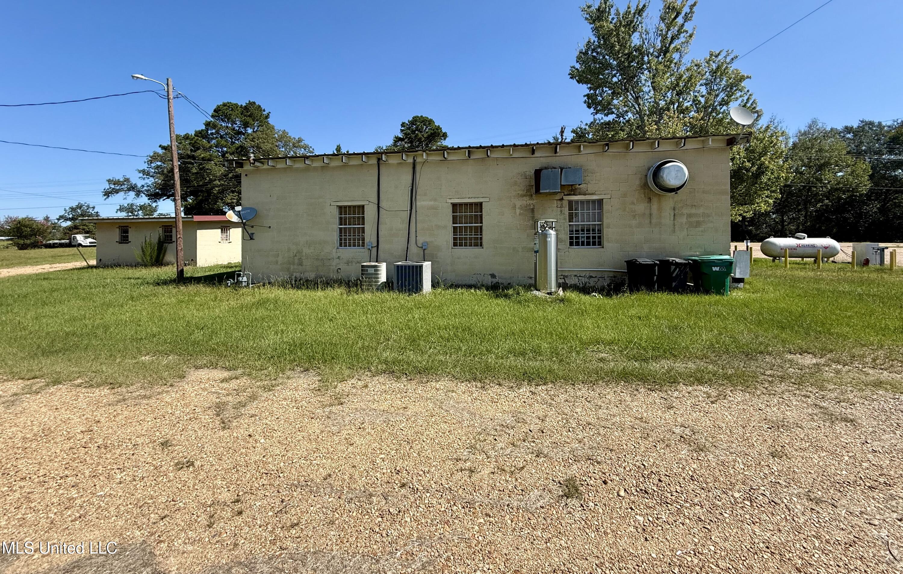 1681 Ms 550 Property Photo 16