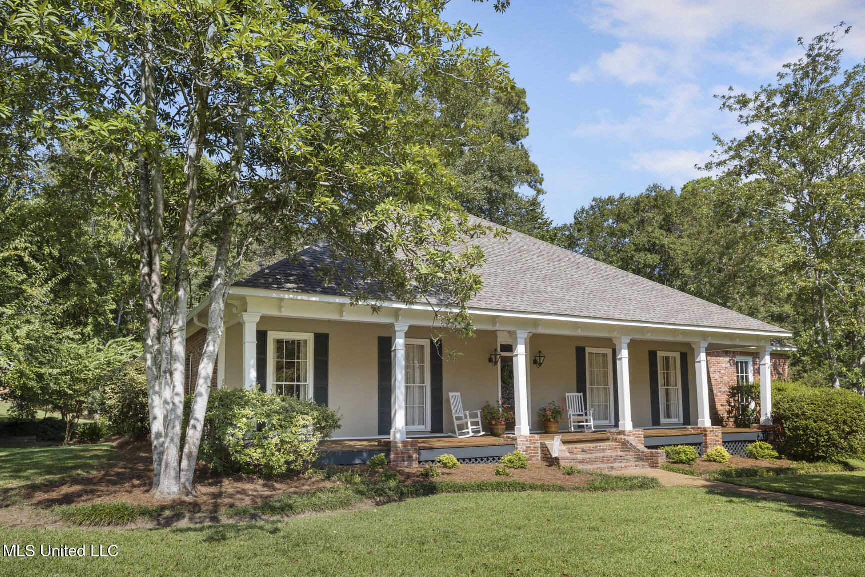 148 Deertrail Lane Property Photo 3