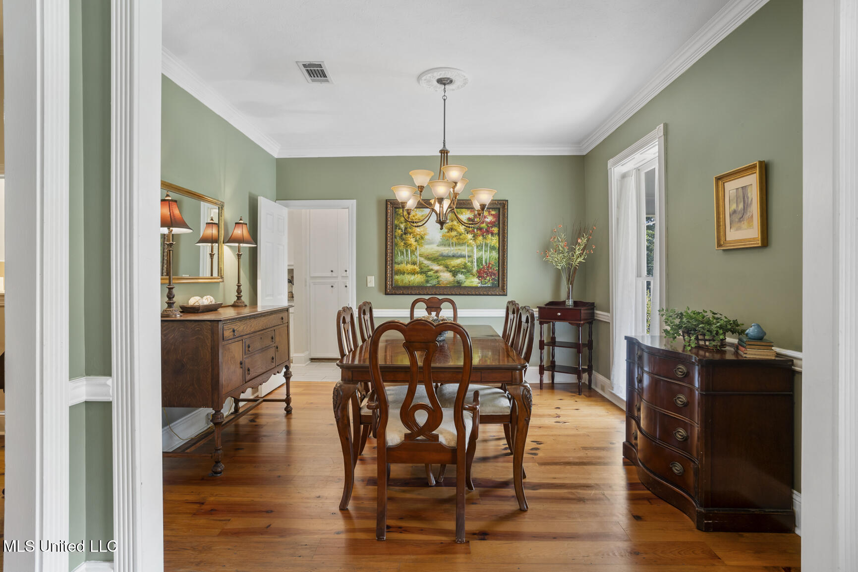 148 Deertrail Lane Property Photo 8