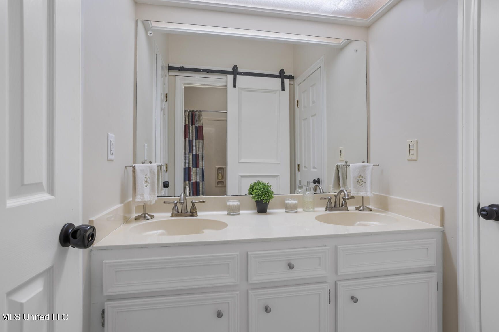 148 Deertrail Lane Property Photo 32