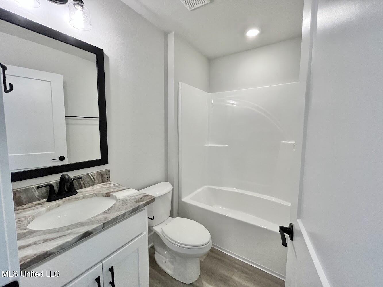 14954 Fritz Circle Property Photo 18