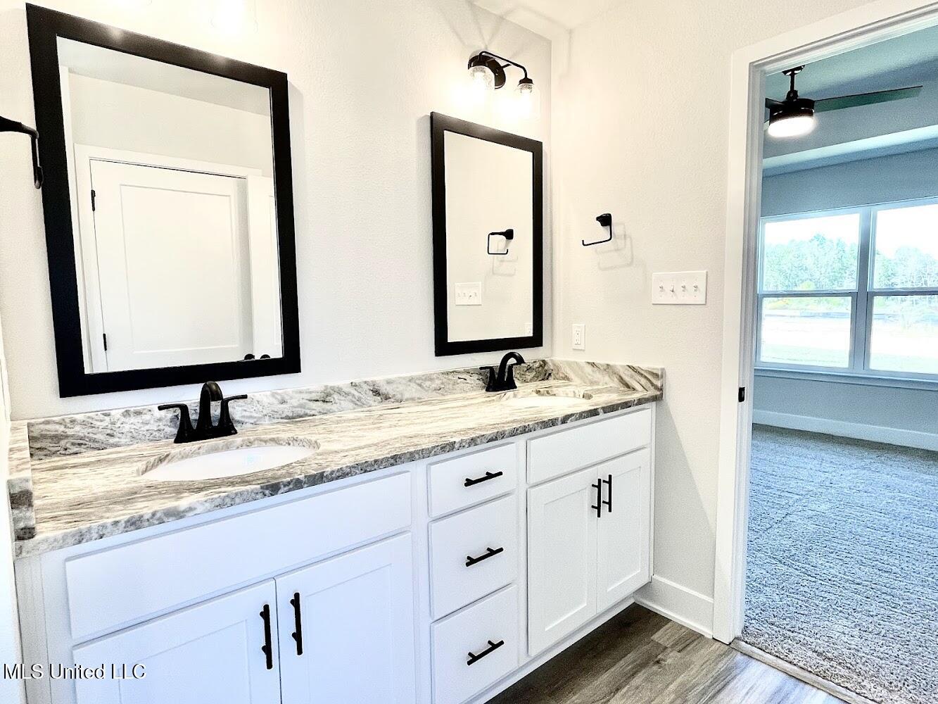 14954 Fritz Circle Property Photo 22