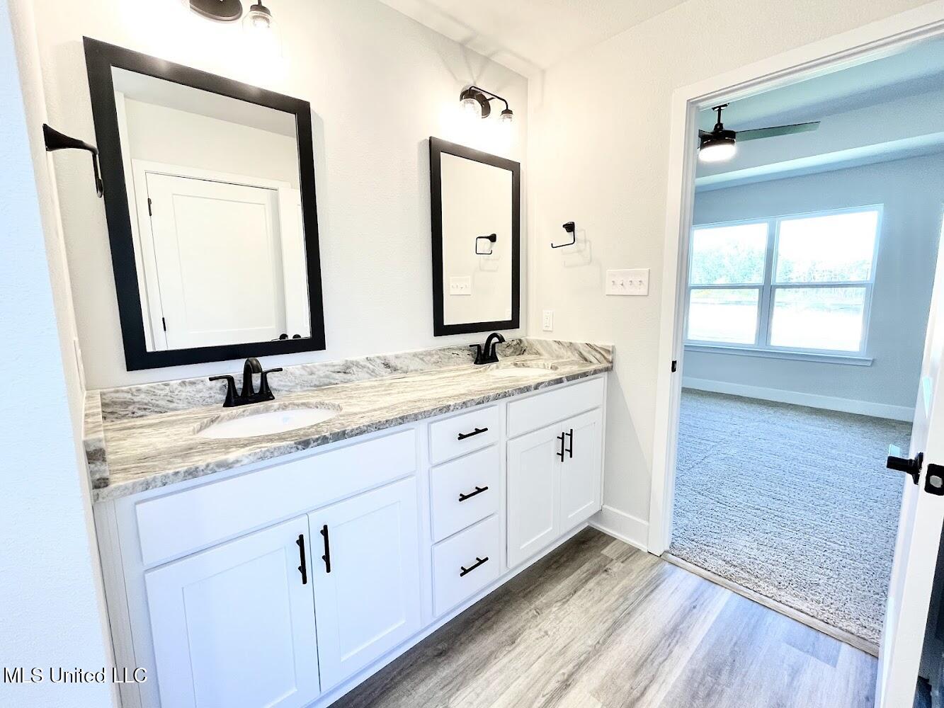 14954 Fritz Circle Property Photo 23