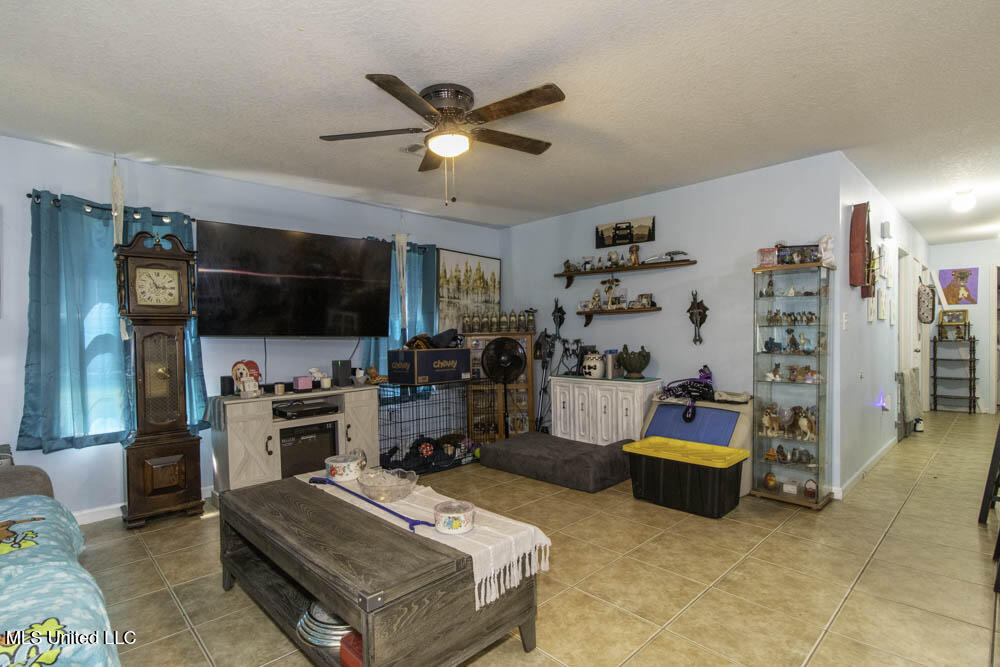 6090 Copiah Street Property Photo 7