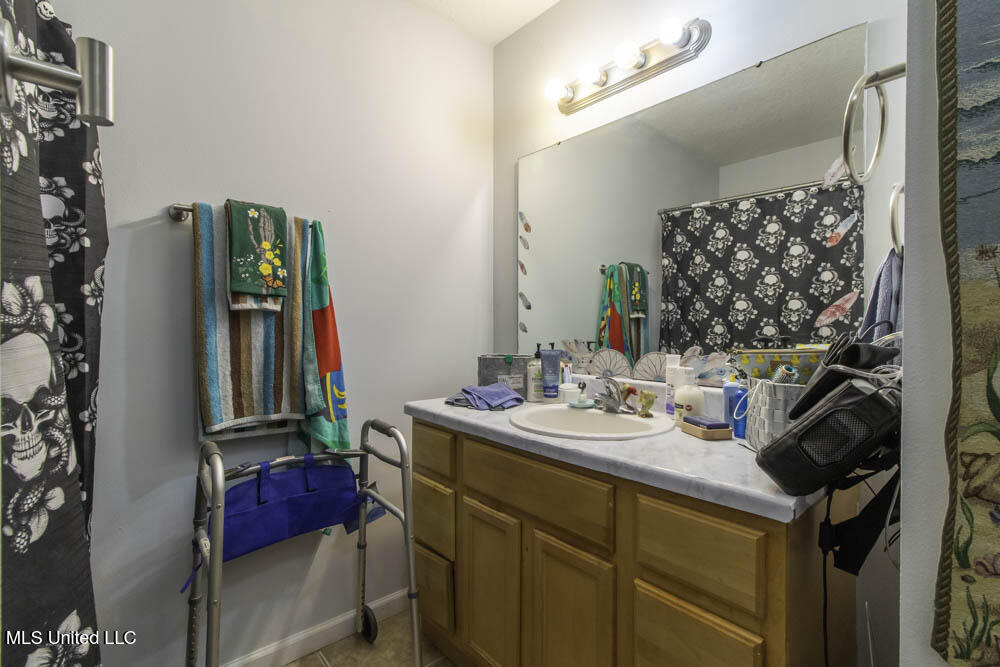 6090 Copiah Street Property Photo 12