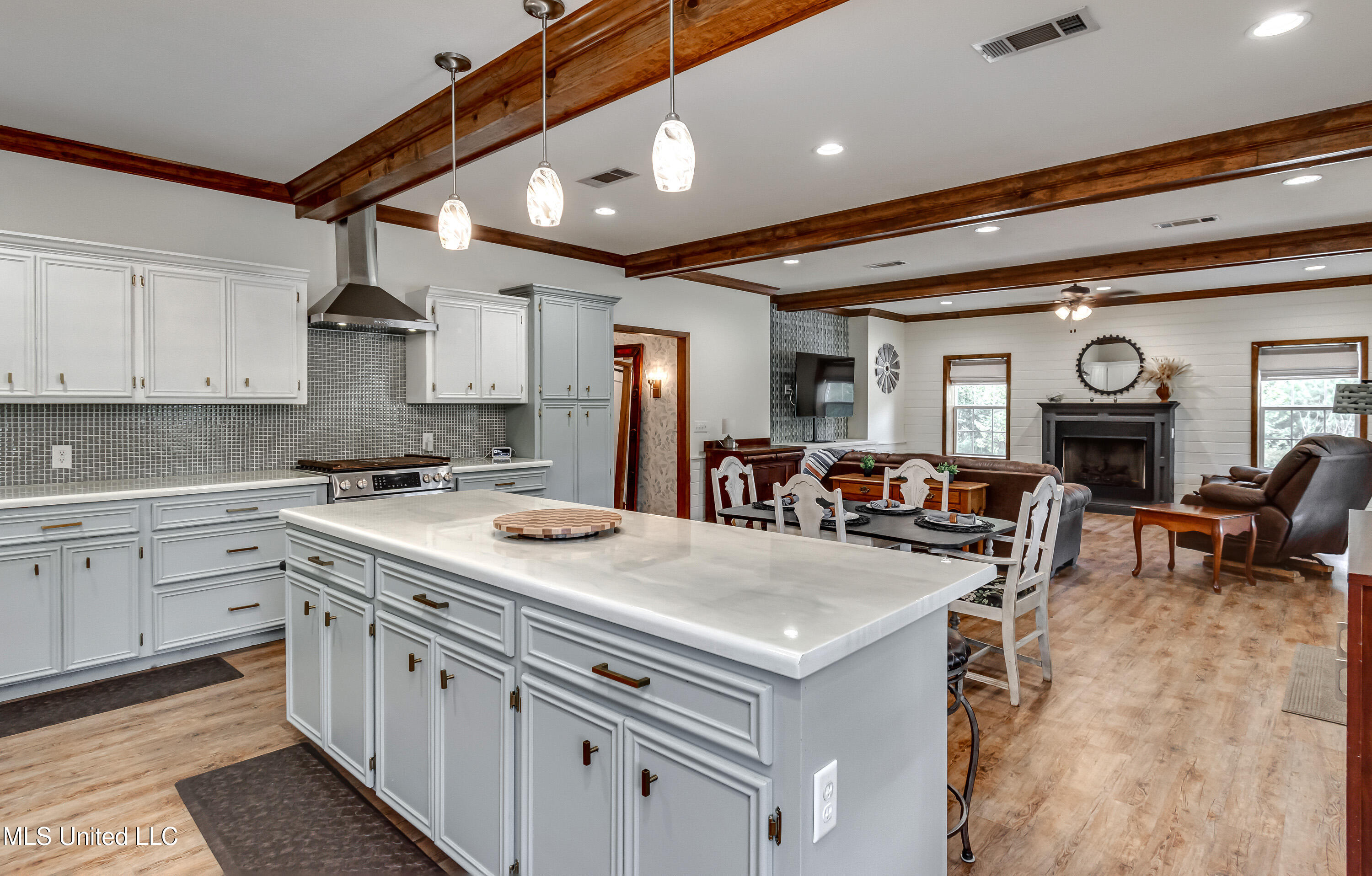 1998 Ms-16 West Property Photo 14