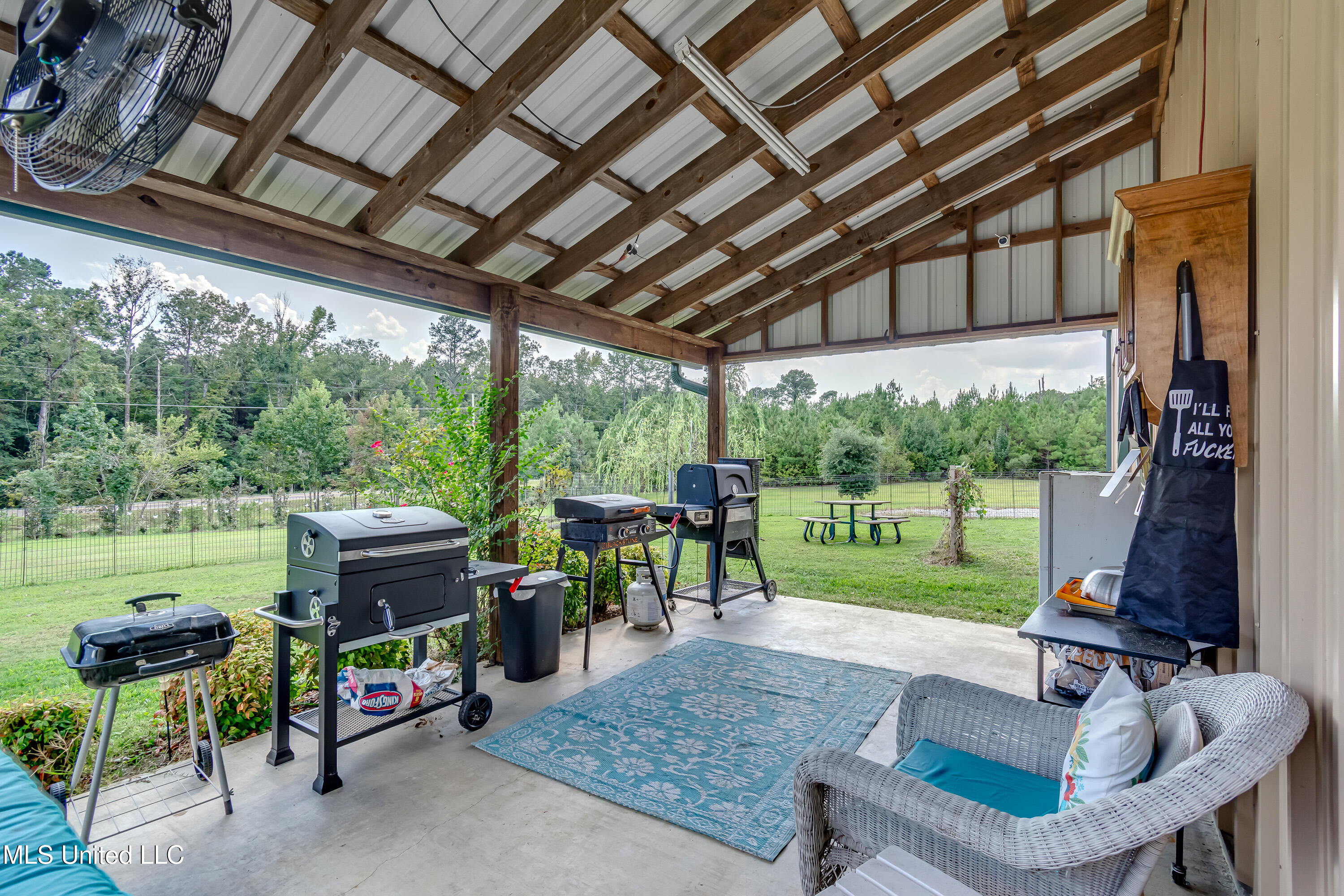 1998 Ms-16 West Property Photo 27