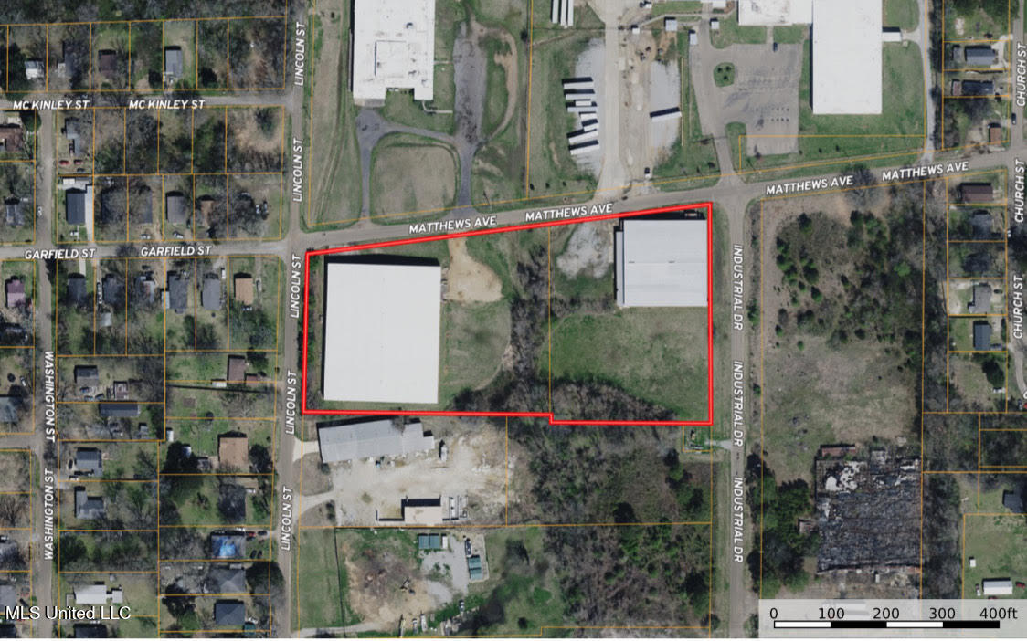 512 Matthews Drive Property Photo 1