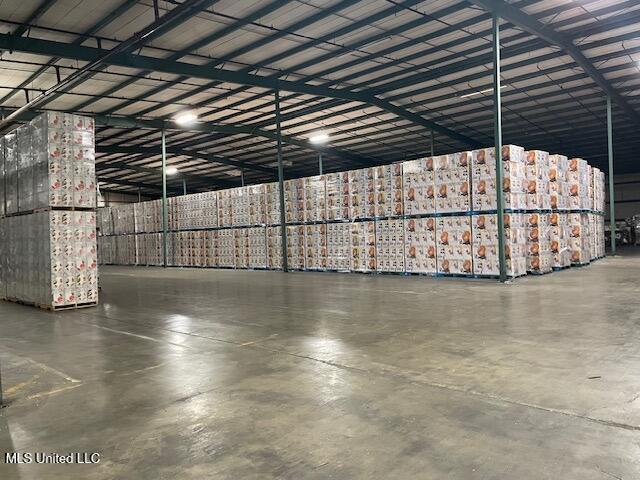 512 Matthews Drive Property Photo 7