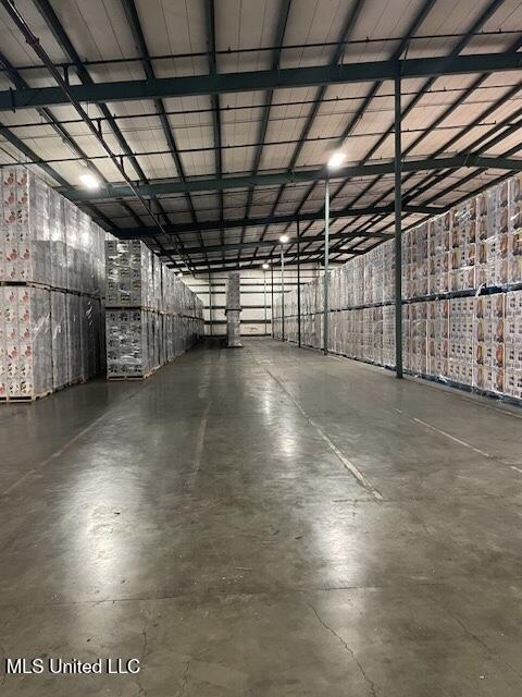 512 Matthews Drive Property Photo 8