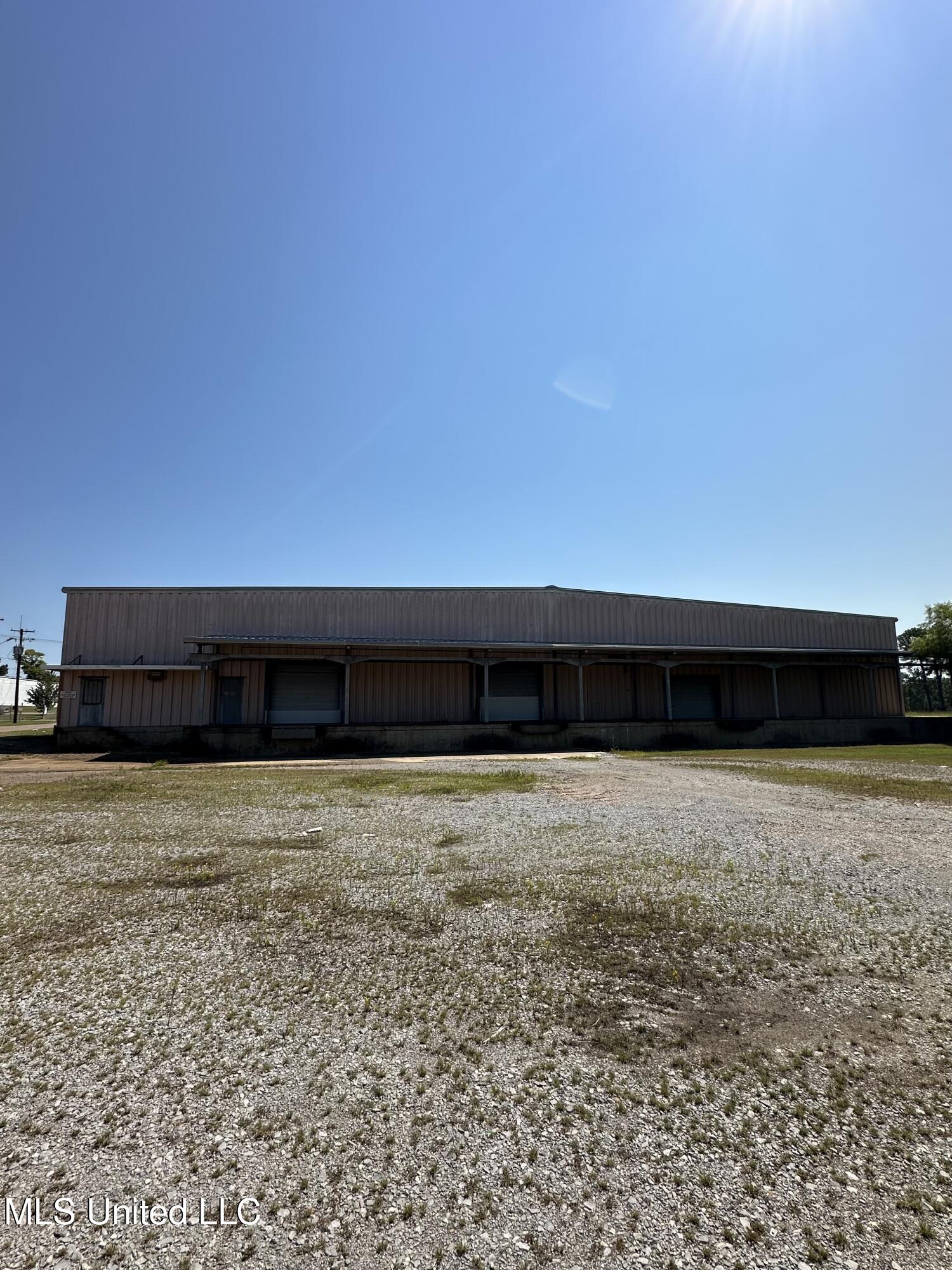 512 Matthews Drive Property Photo 20