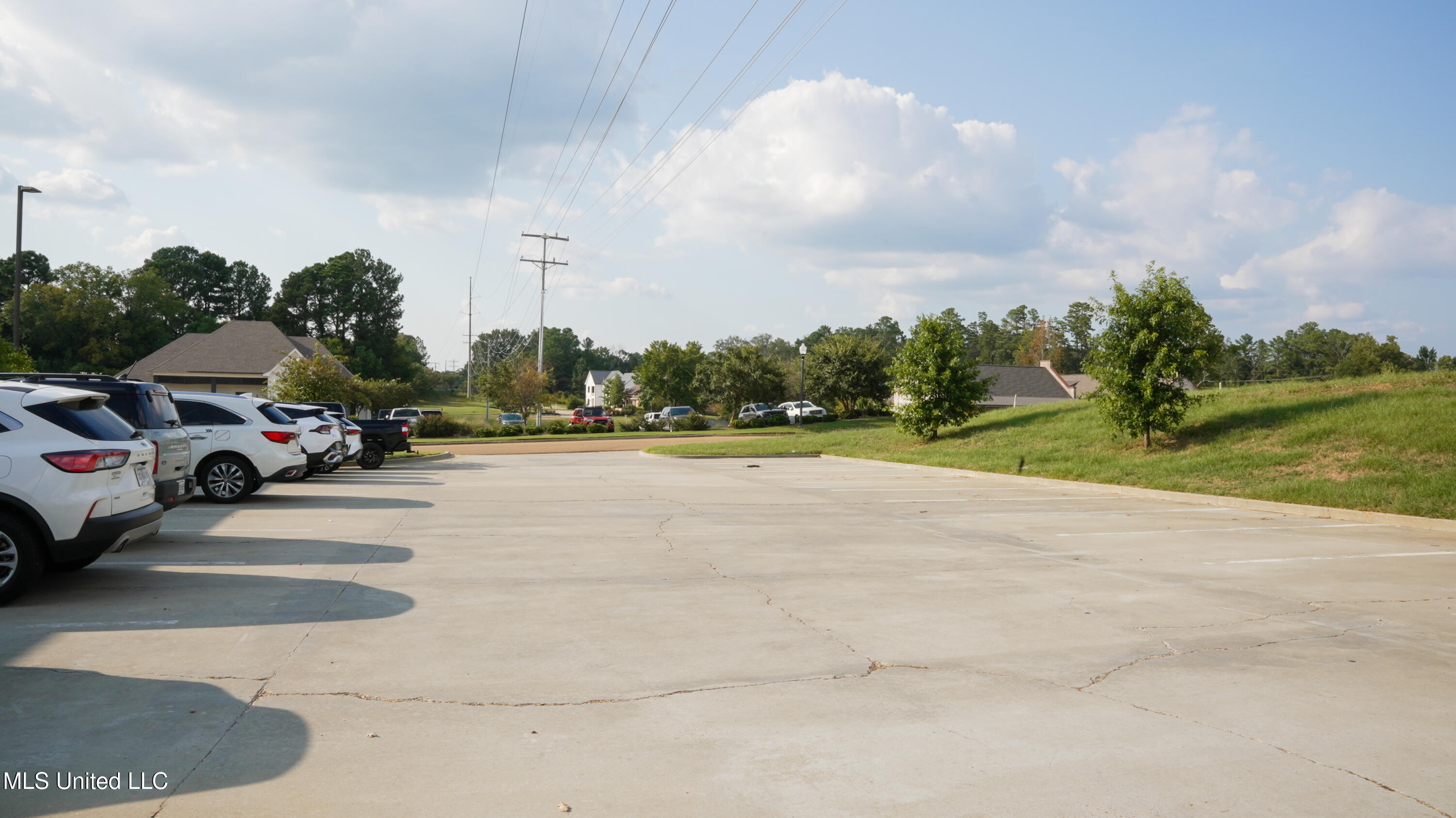 5076 Lakeland Drive Property Photo 10