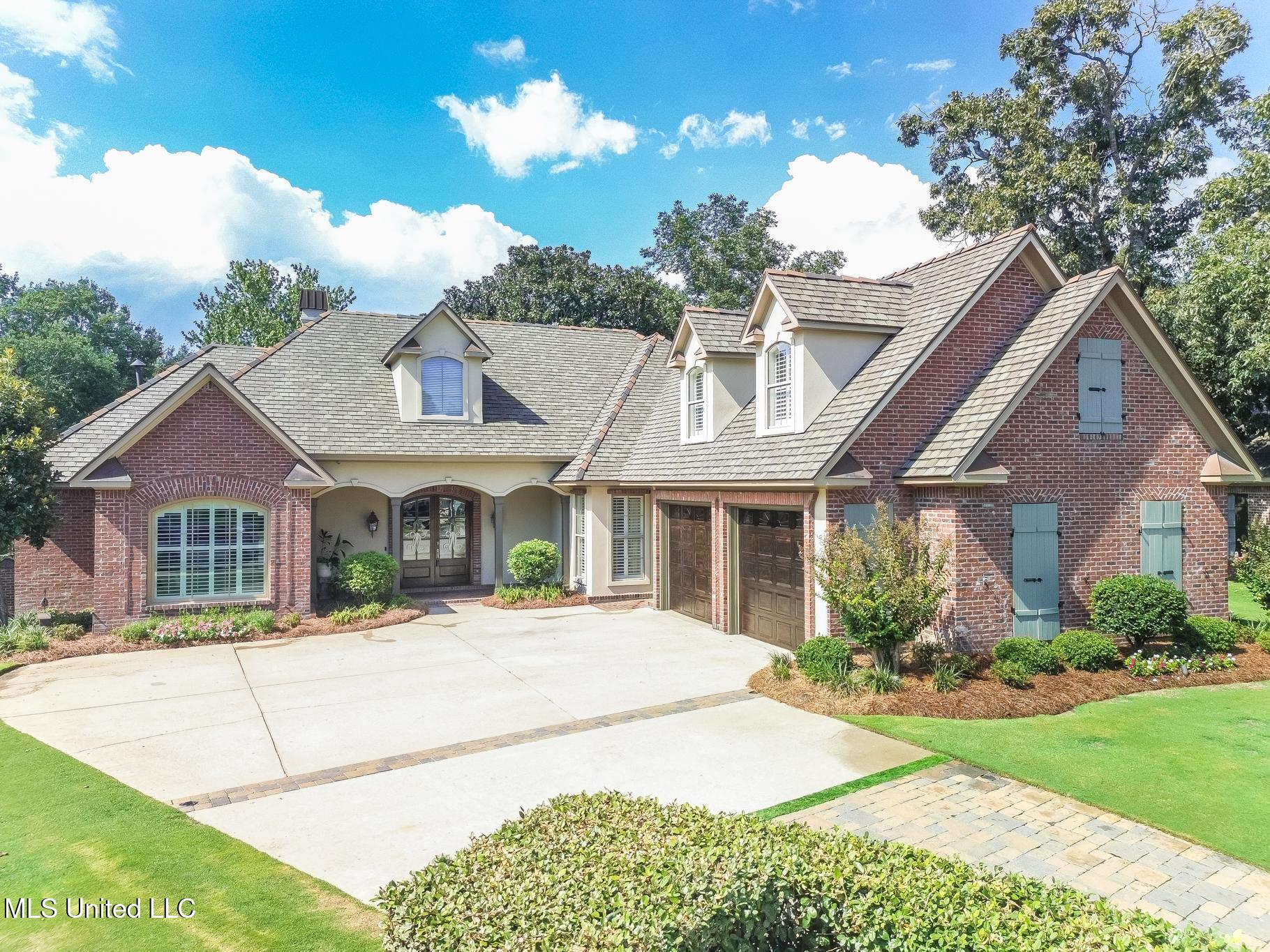 2018 Lantana Cove Property Photo 1