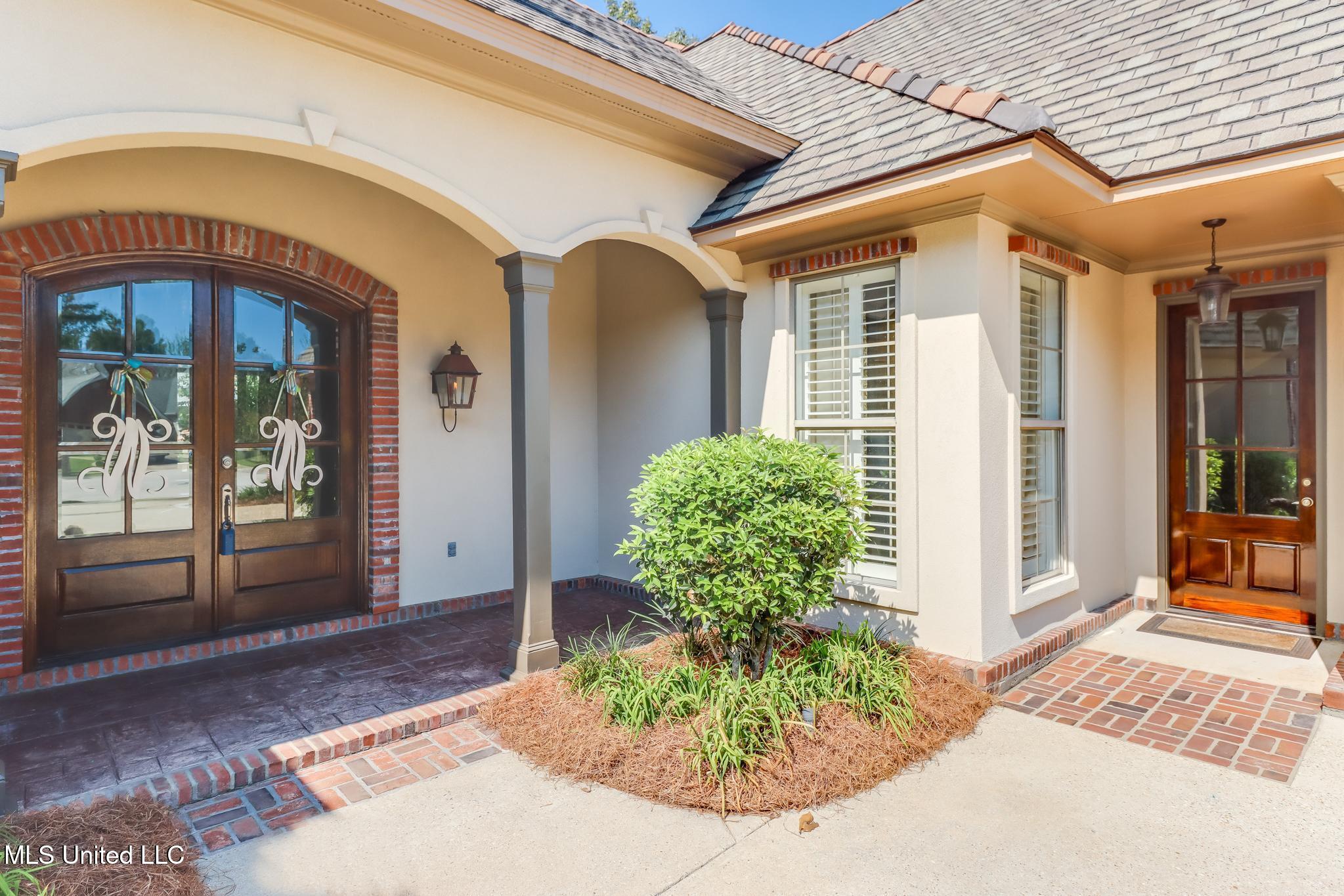 2018 Lantana Cove Property Photo 2