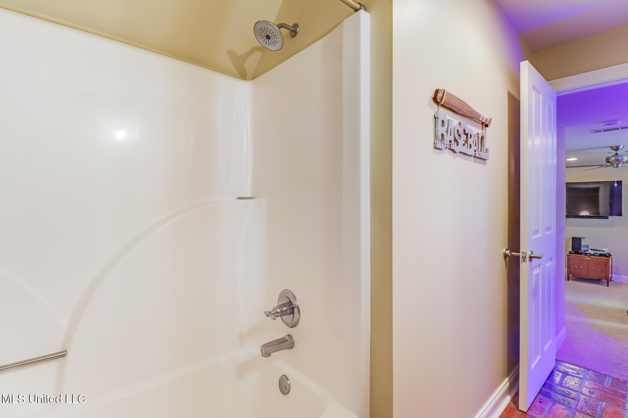 2018 Lantana Cove Property Photo 32