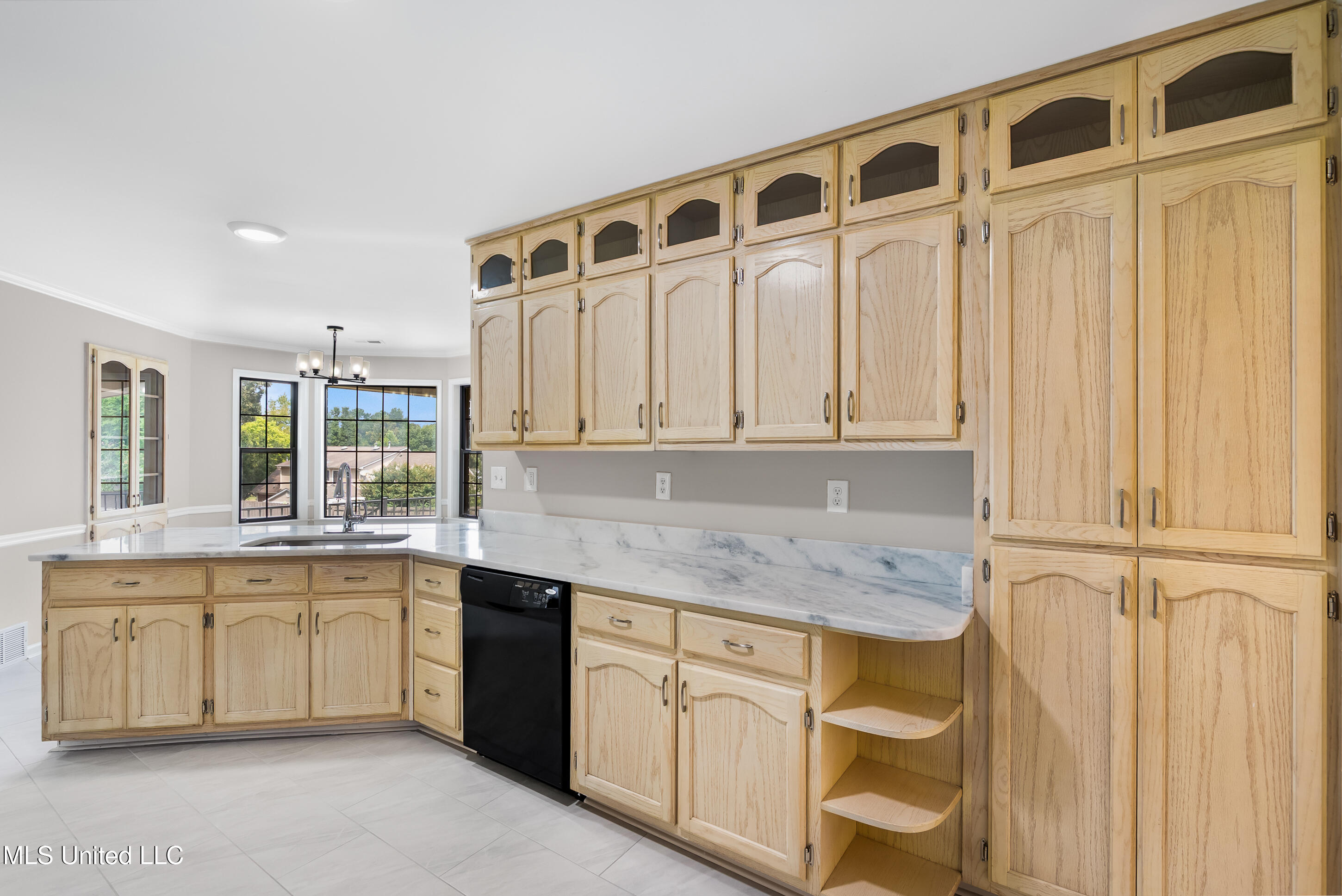 9344 Miranda Drive Property Photo 7