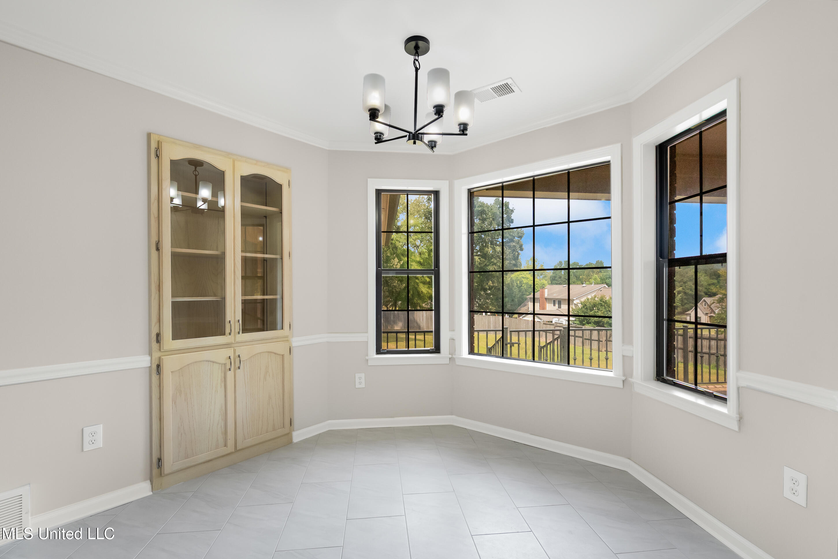 9344 Miranda Drive Property Photo 8