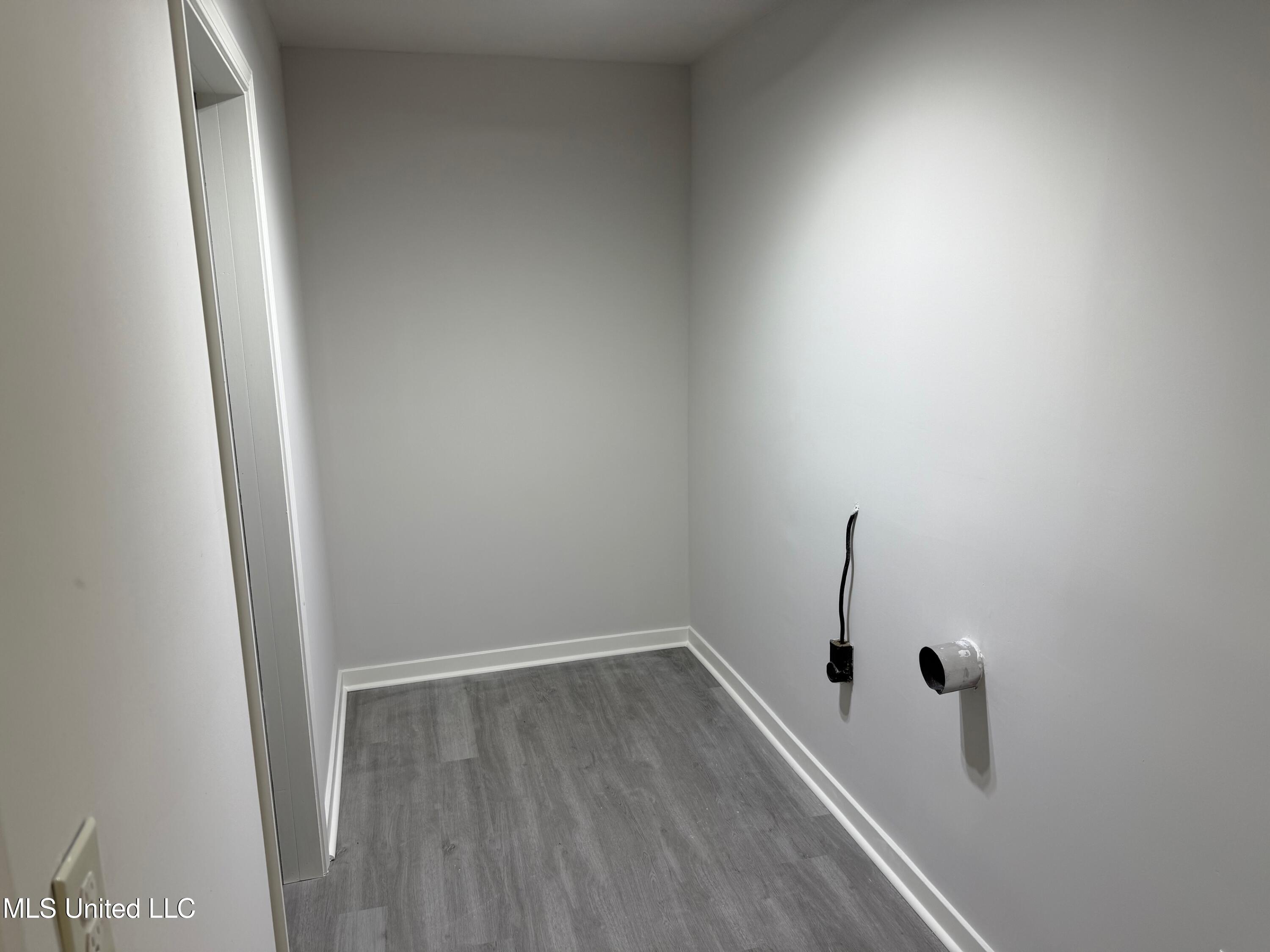 302 Saint Paul Street Property Photo 7