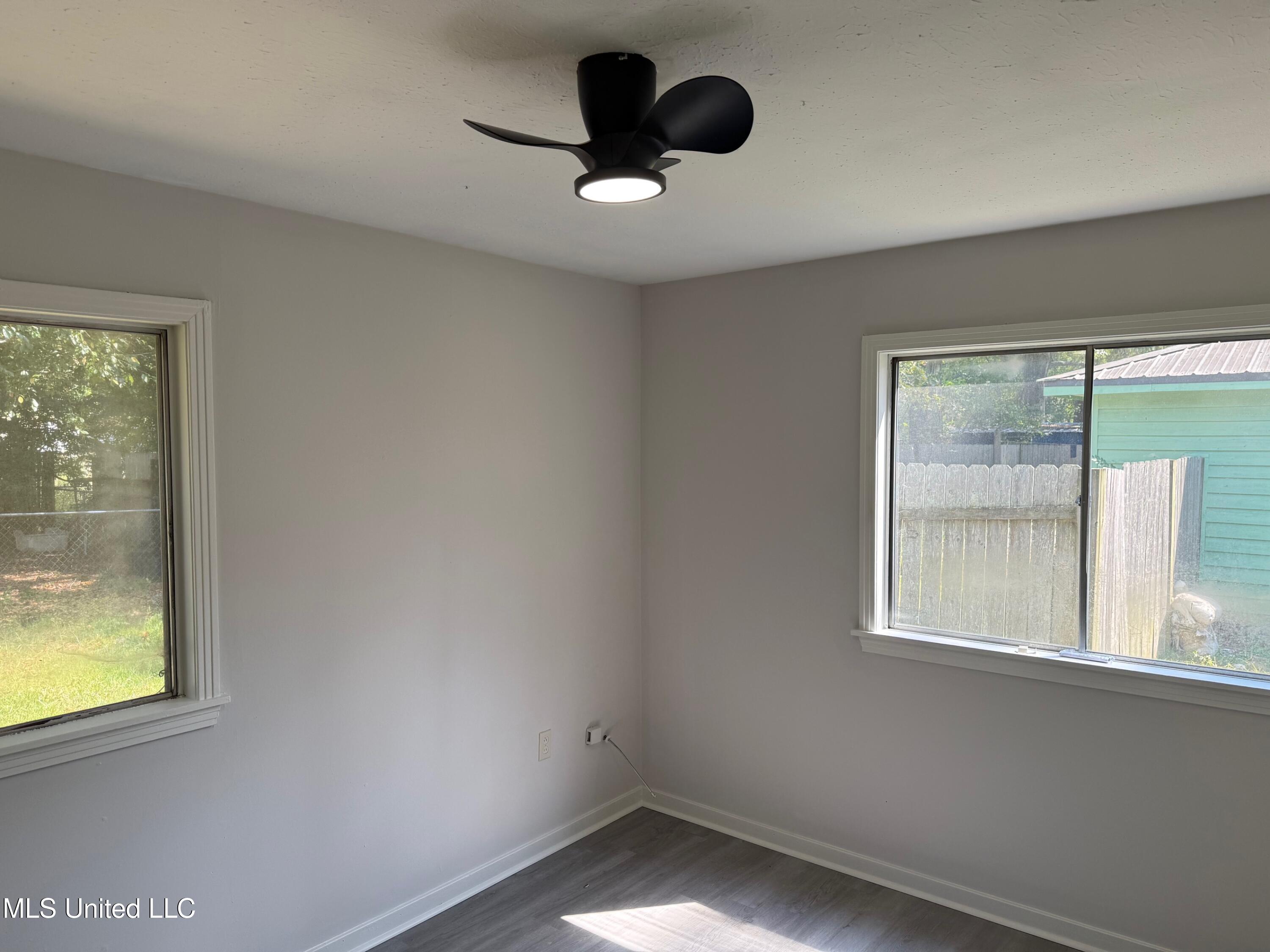 302 Saint Paul Street Property Photo 10