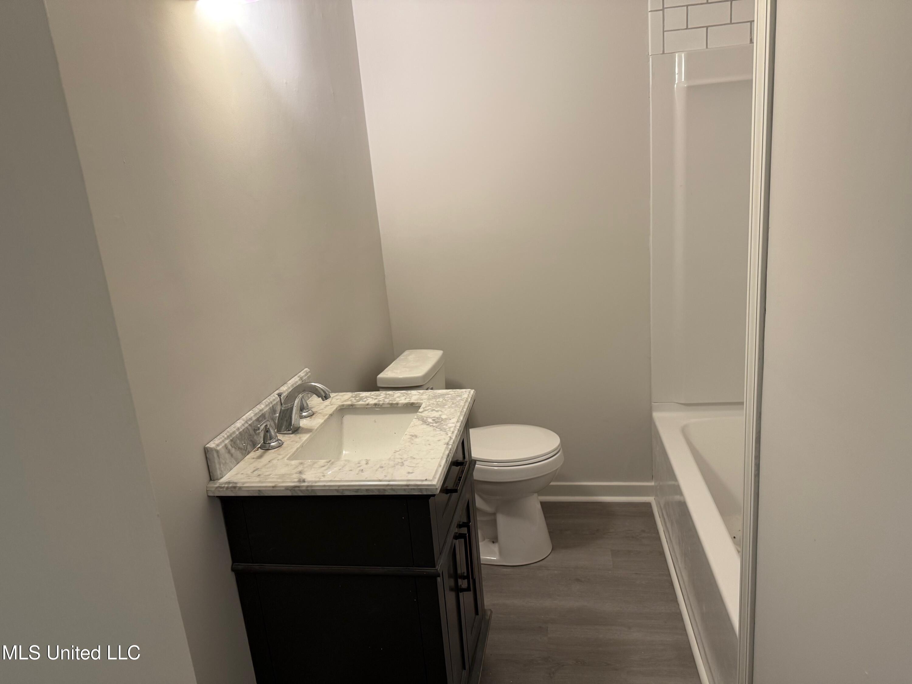 302 Saint Paul Street Property Photo 11