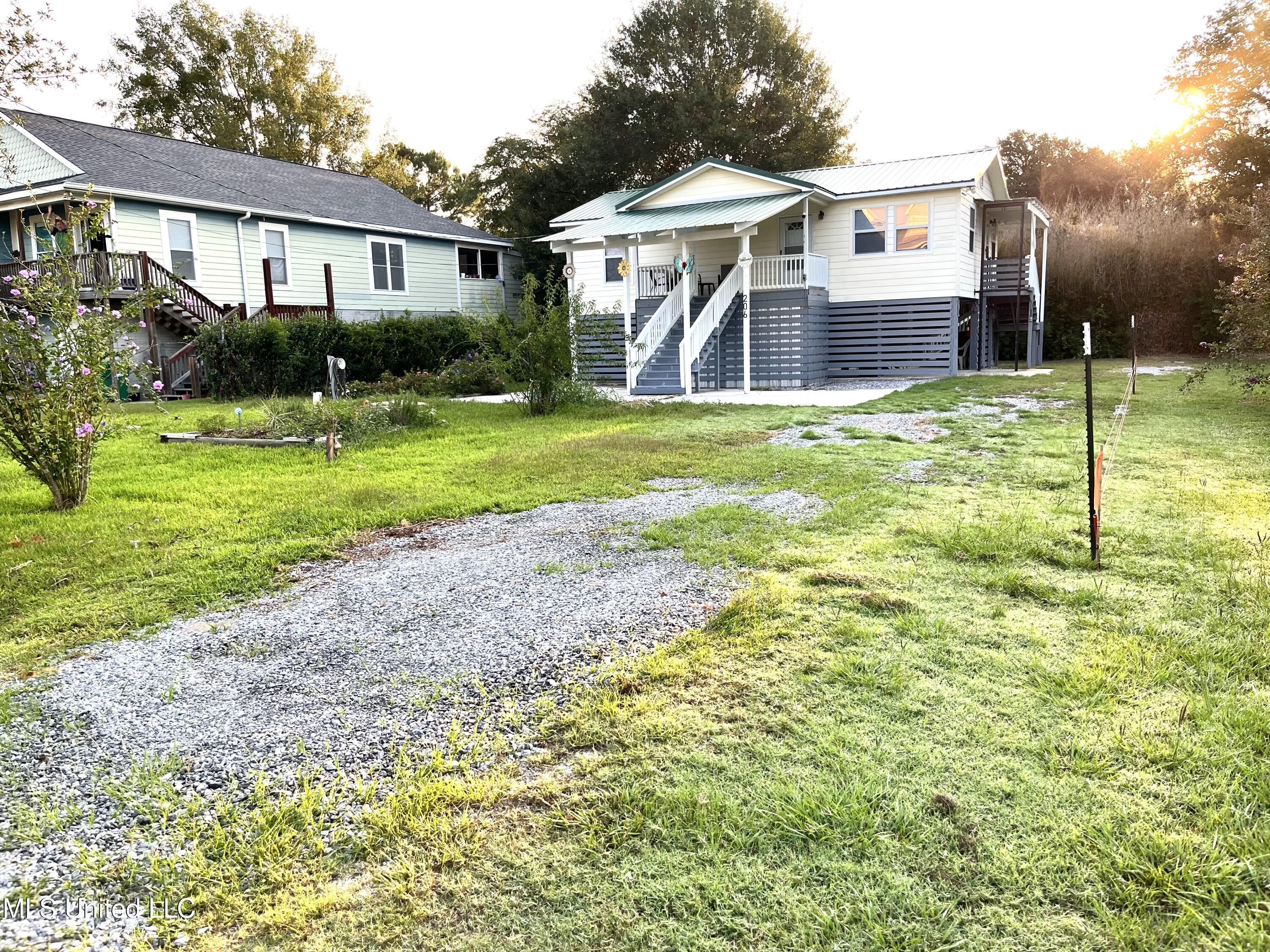 206 Gulf Drive Property Photo 18