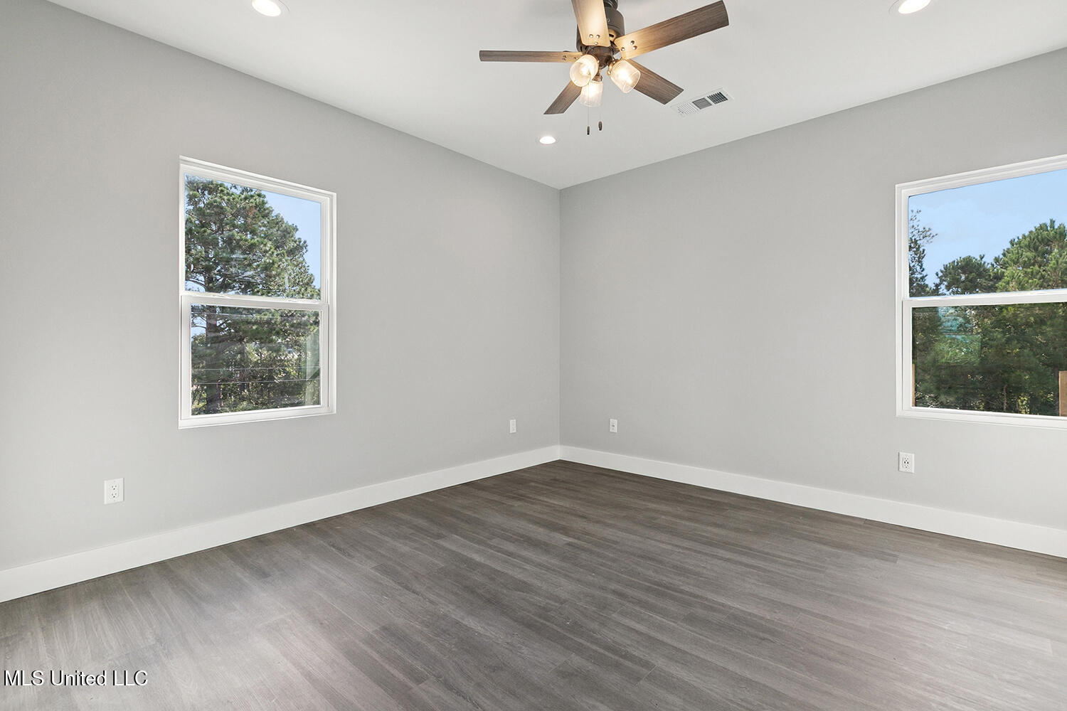 5019 Colorado Street Property Photo 10