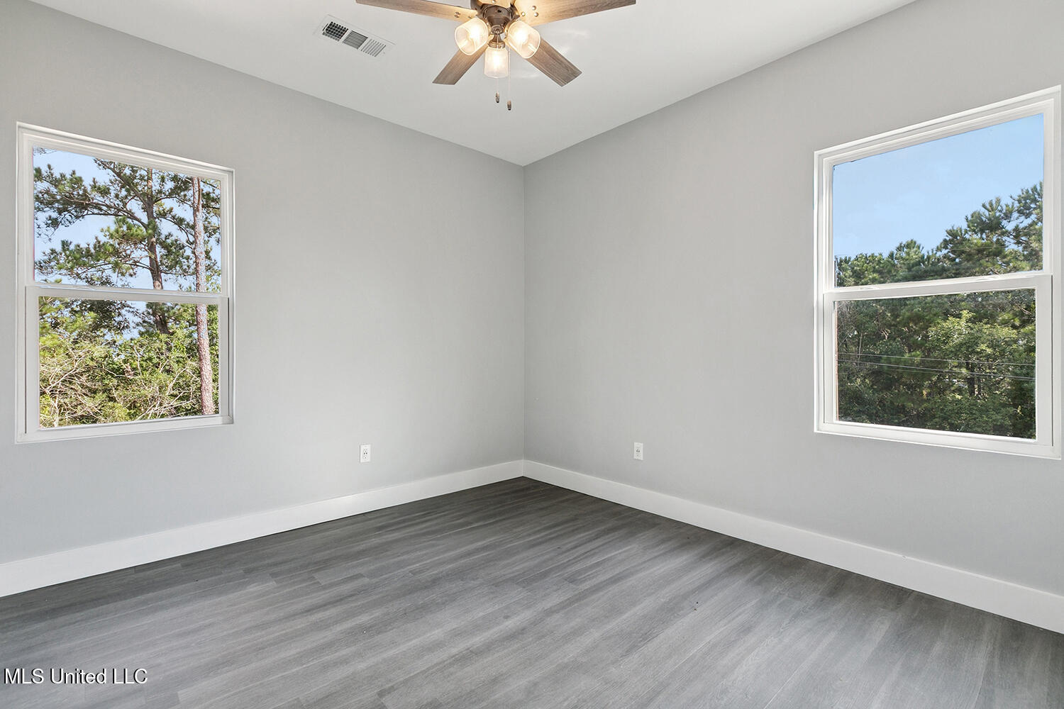 5019 Colorado Street Property Photo 17