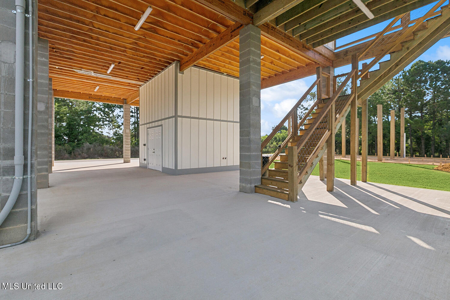 5019 Colorado Street Property Photo 19