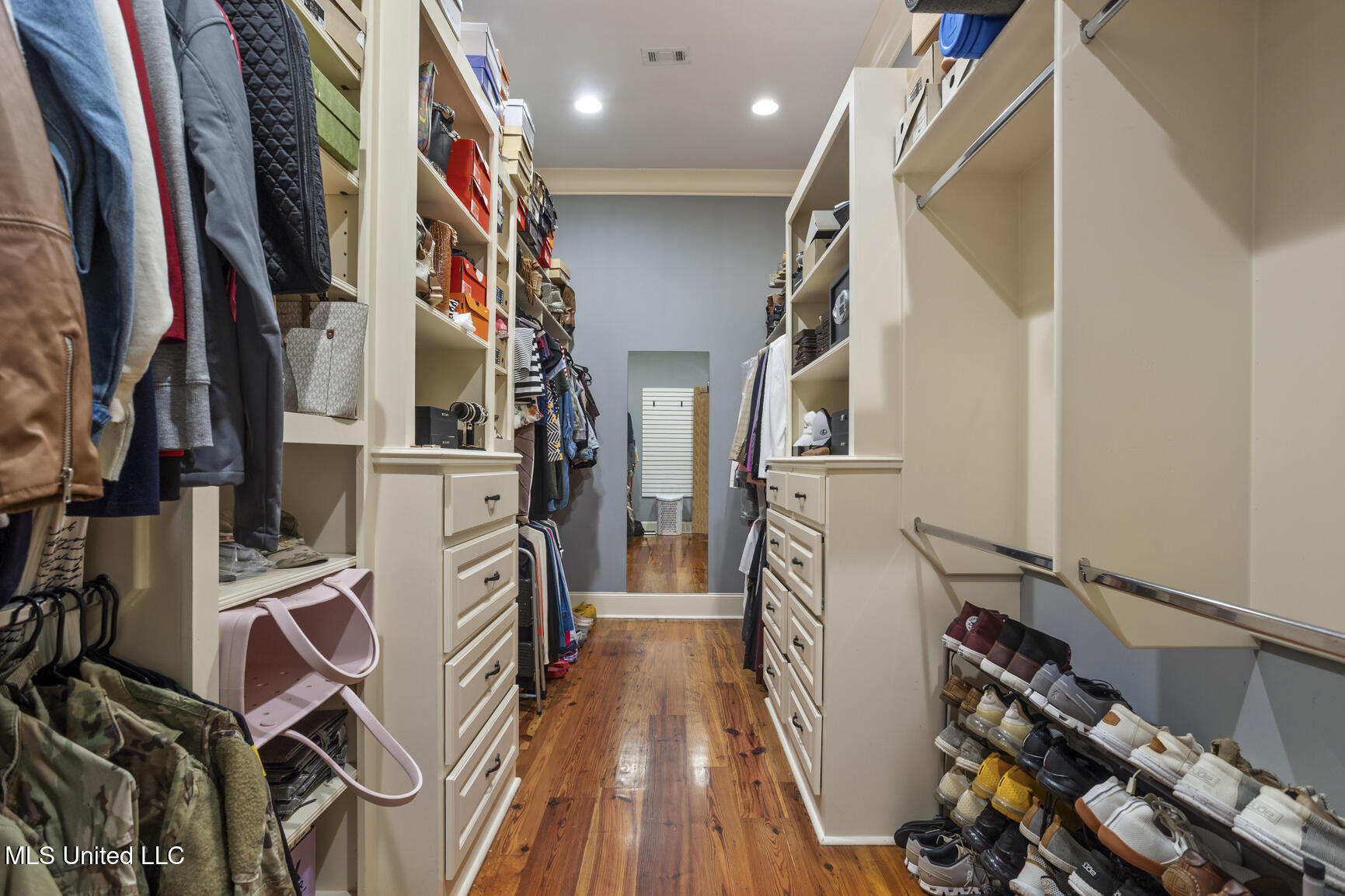 430 Johnstone Drive Property Photo 20