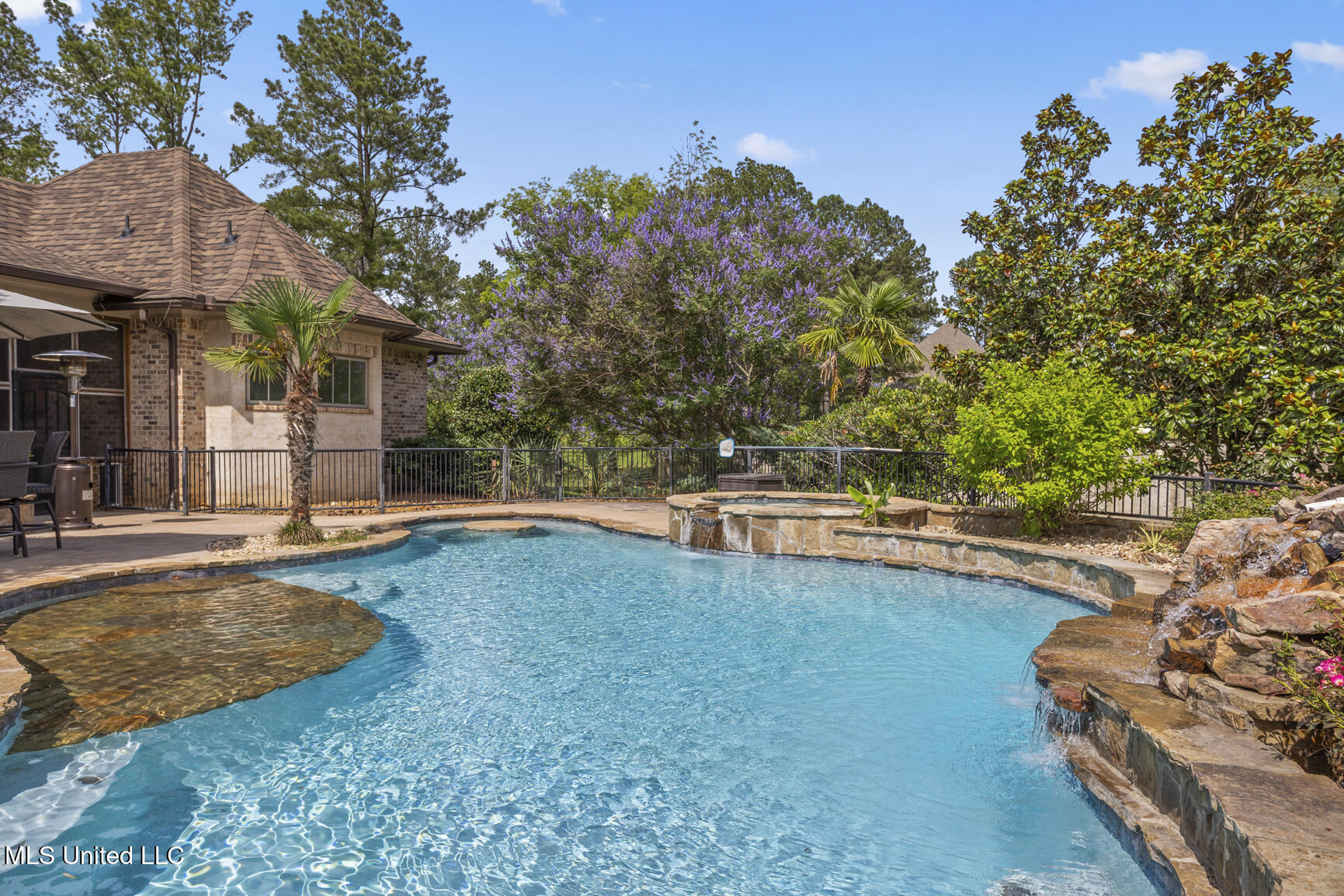 430 Johnstone Drive Property Photo 30