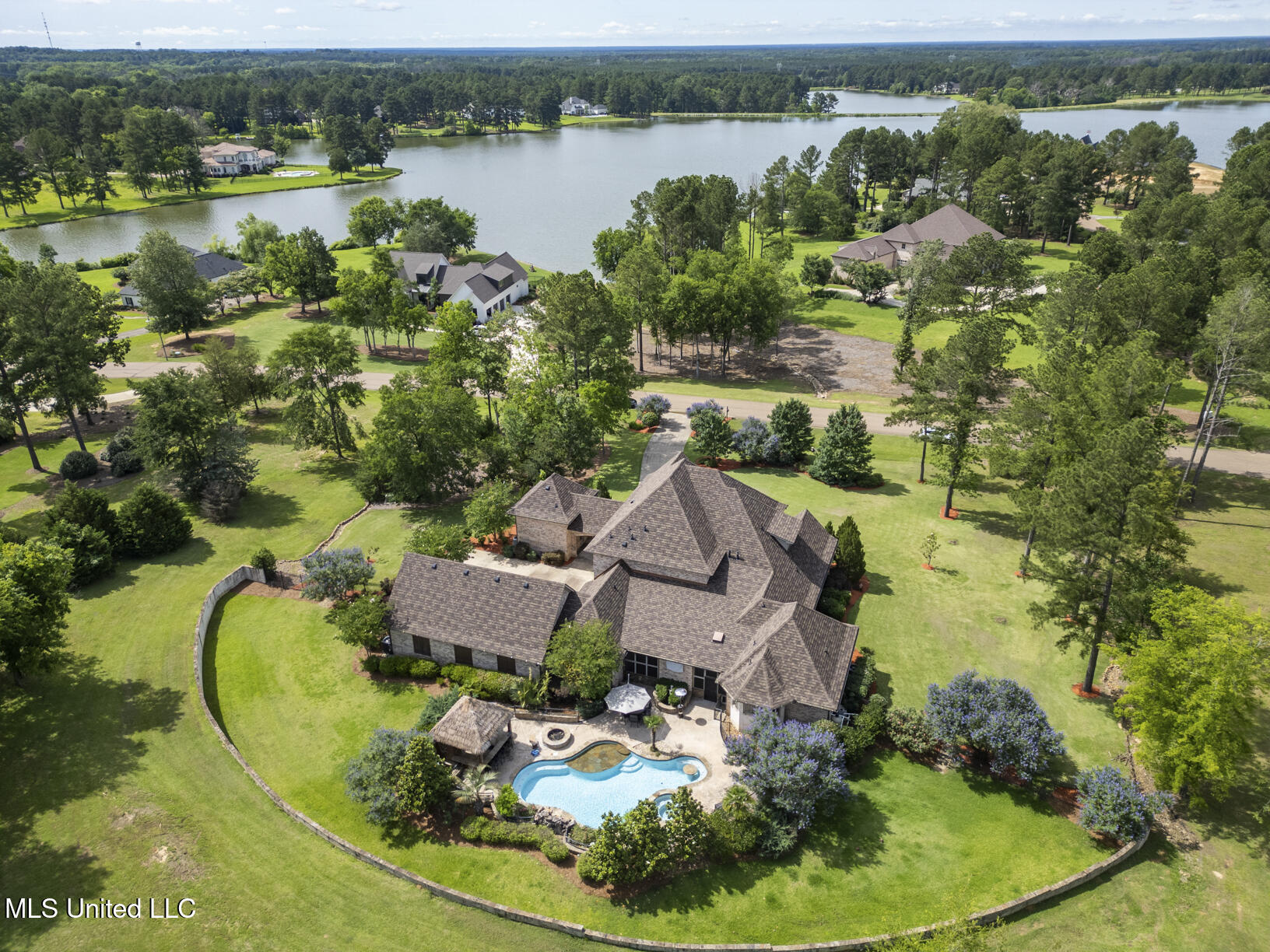 430 Johnstone Drive Property Photo 41