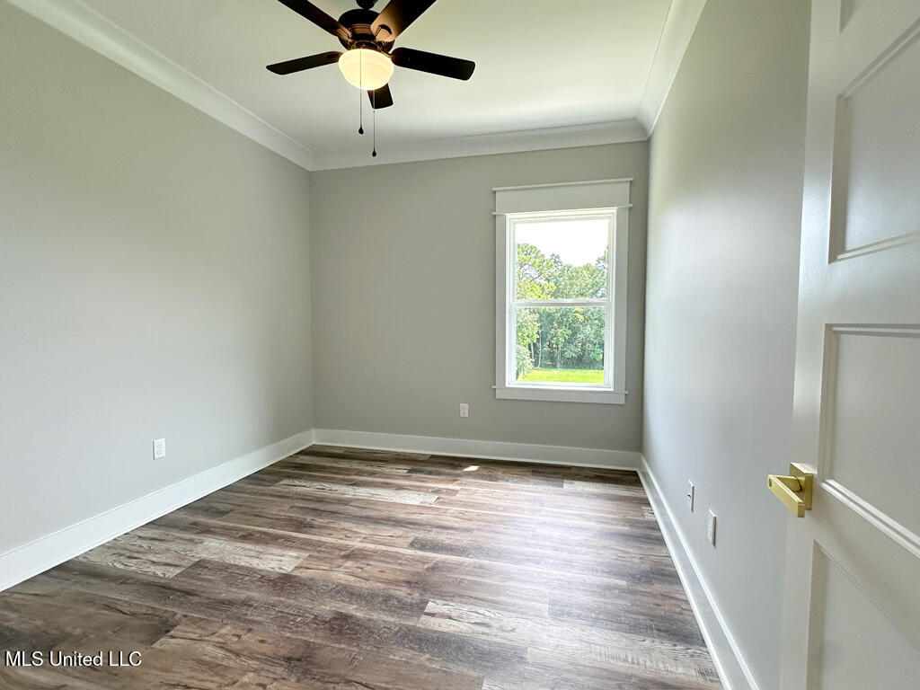 10152 Seymour Avenue Property Photo 26