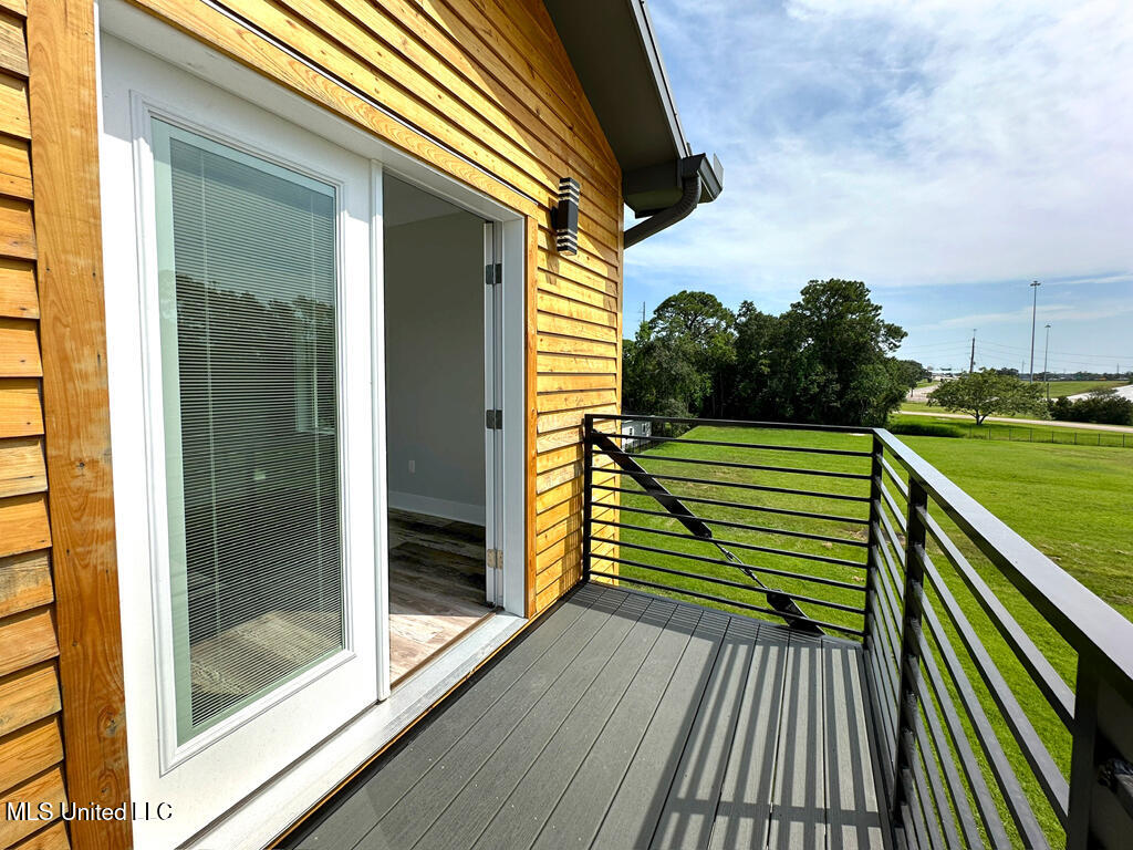 10152 Seymour Avenue Property Photo 33