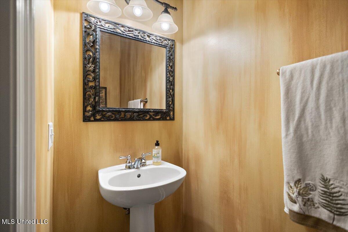 2197 Old Highway 84 Property Photo 45