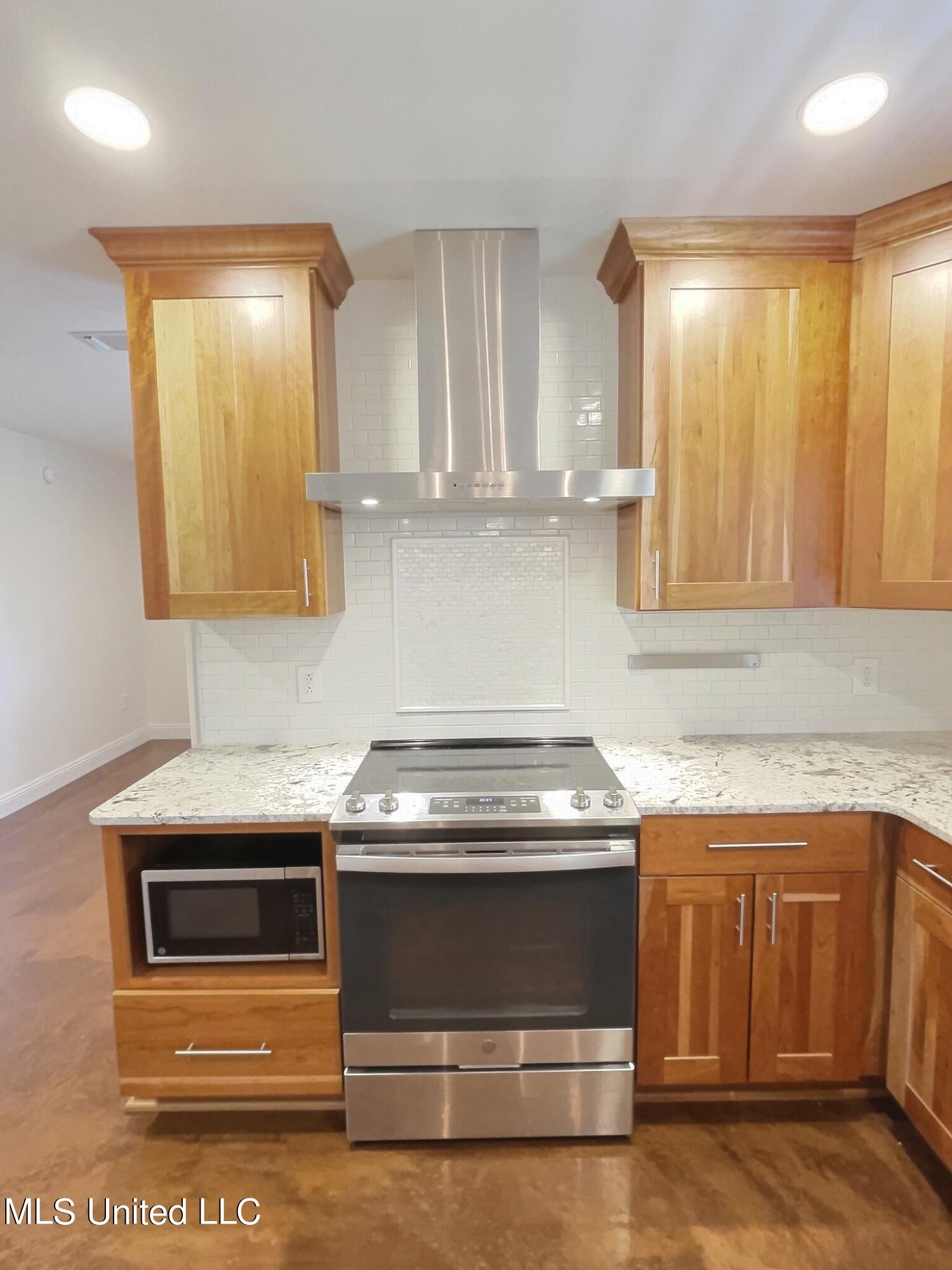 14132 Lumpkin Road Property Photo 4