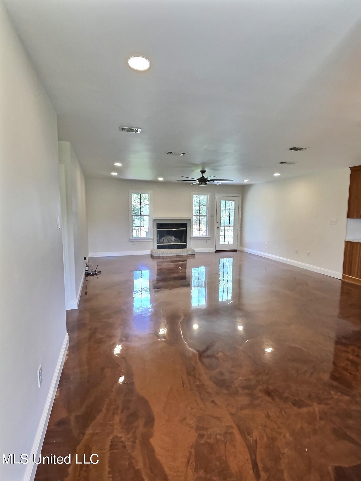 14132 Lumpkin Road Property Photo 6