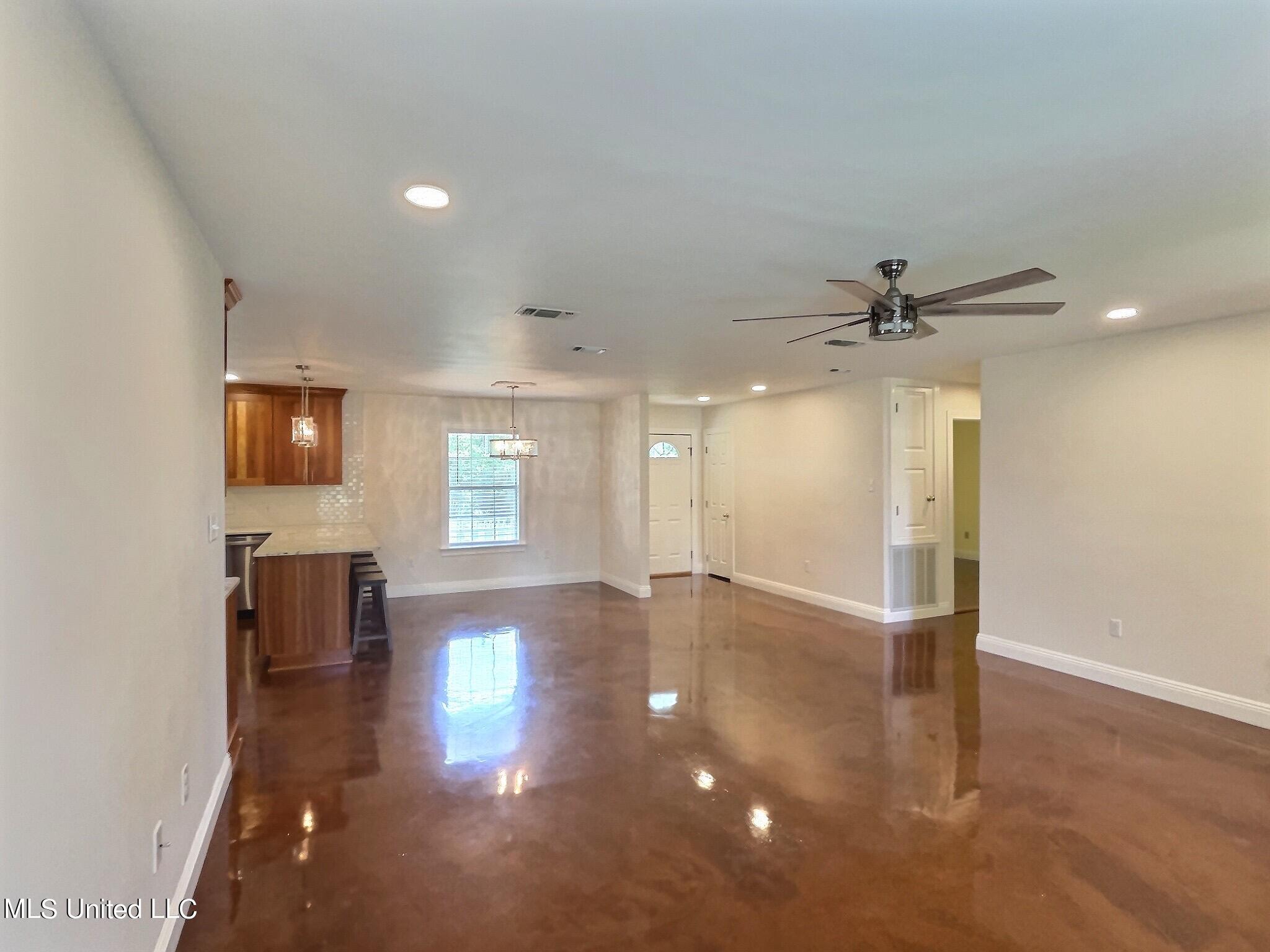 14132 Lumpkin Road Property Photo 9