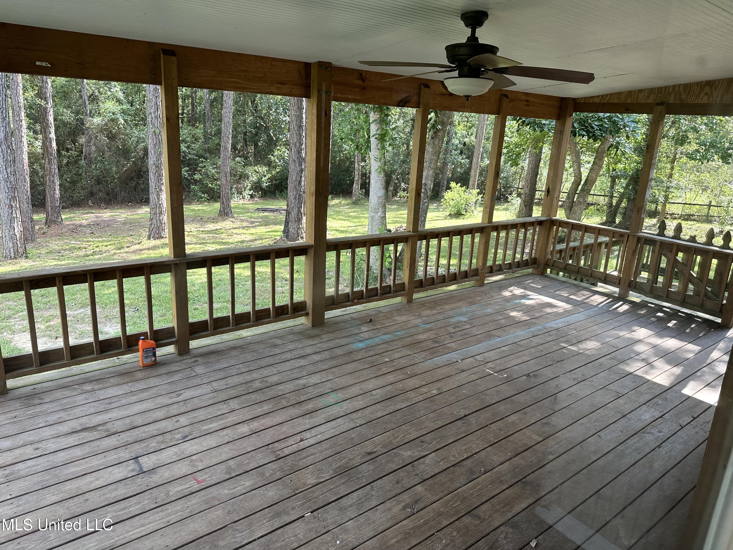 6601 Woodlake Lane Property Photo 16