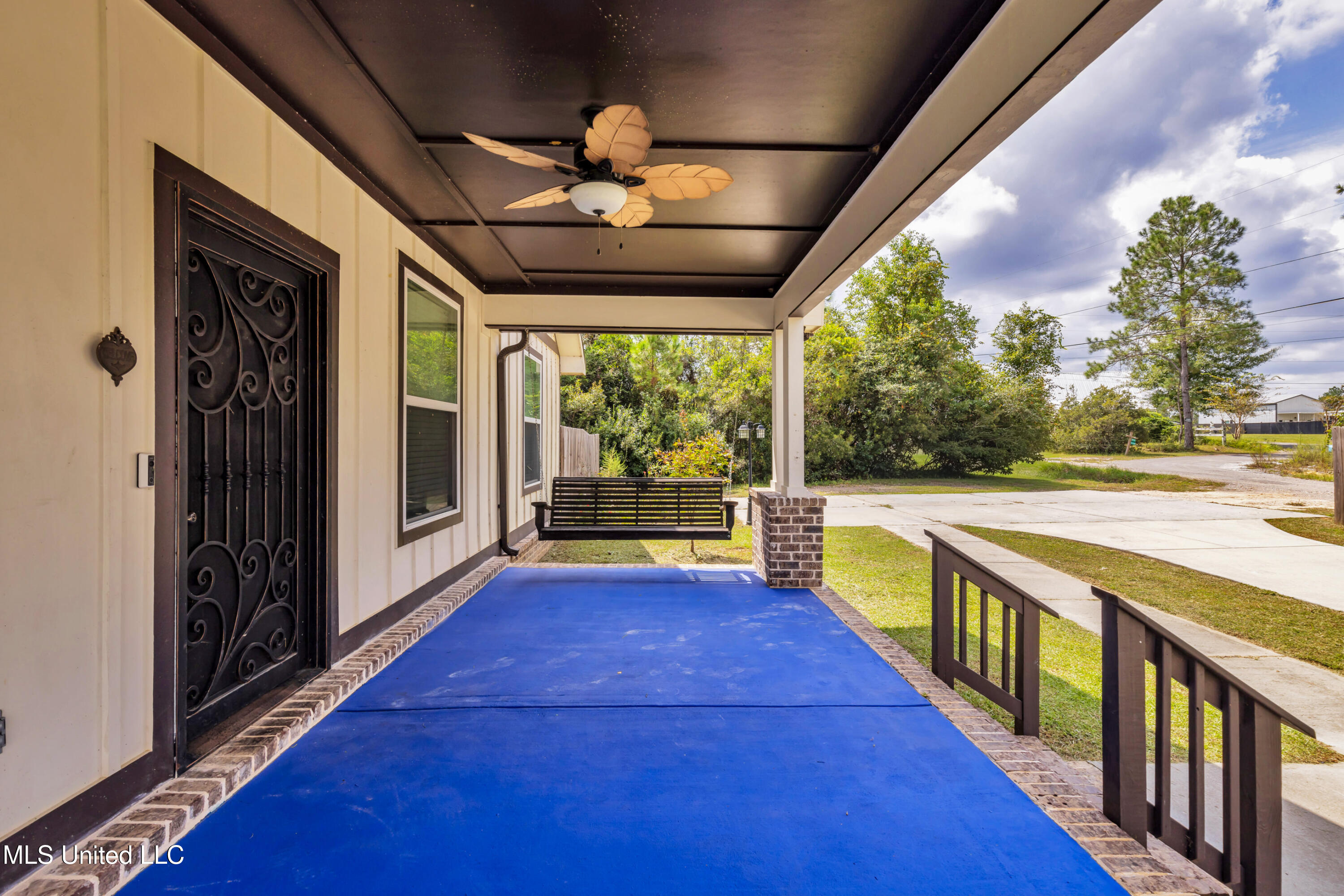 15655 Krohn Road Property Photo 7