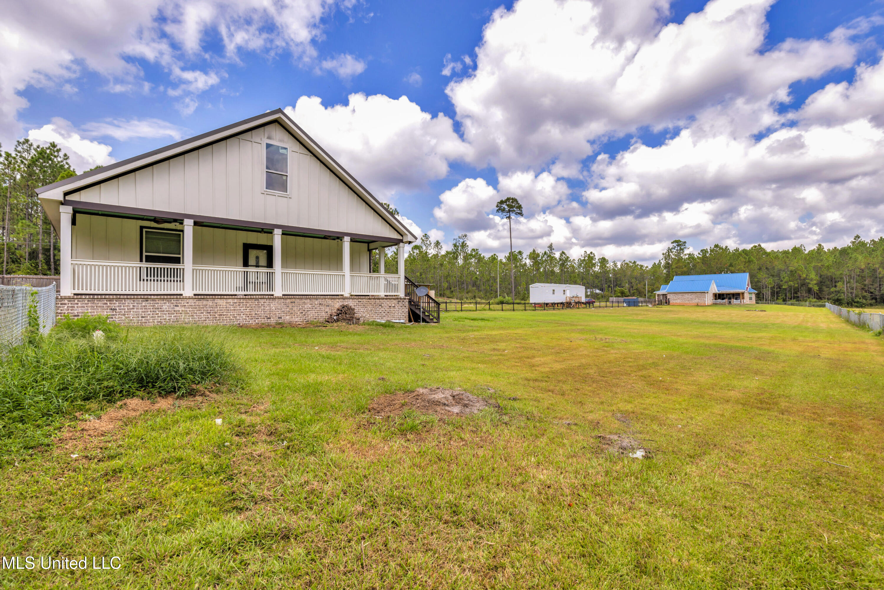 15655 Krohn Road Property Photo 10