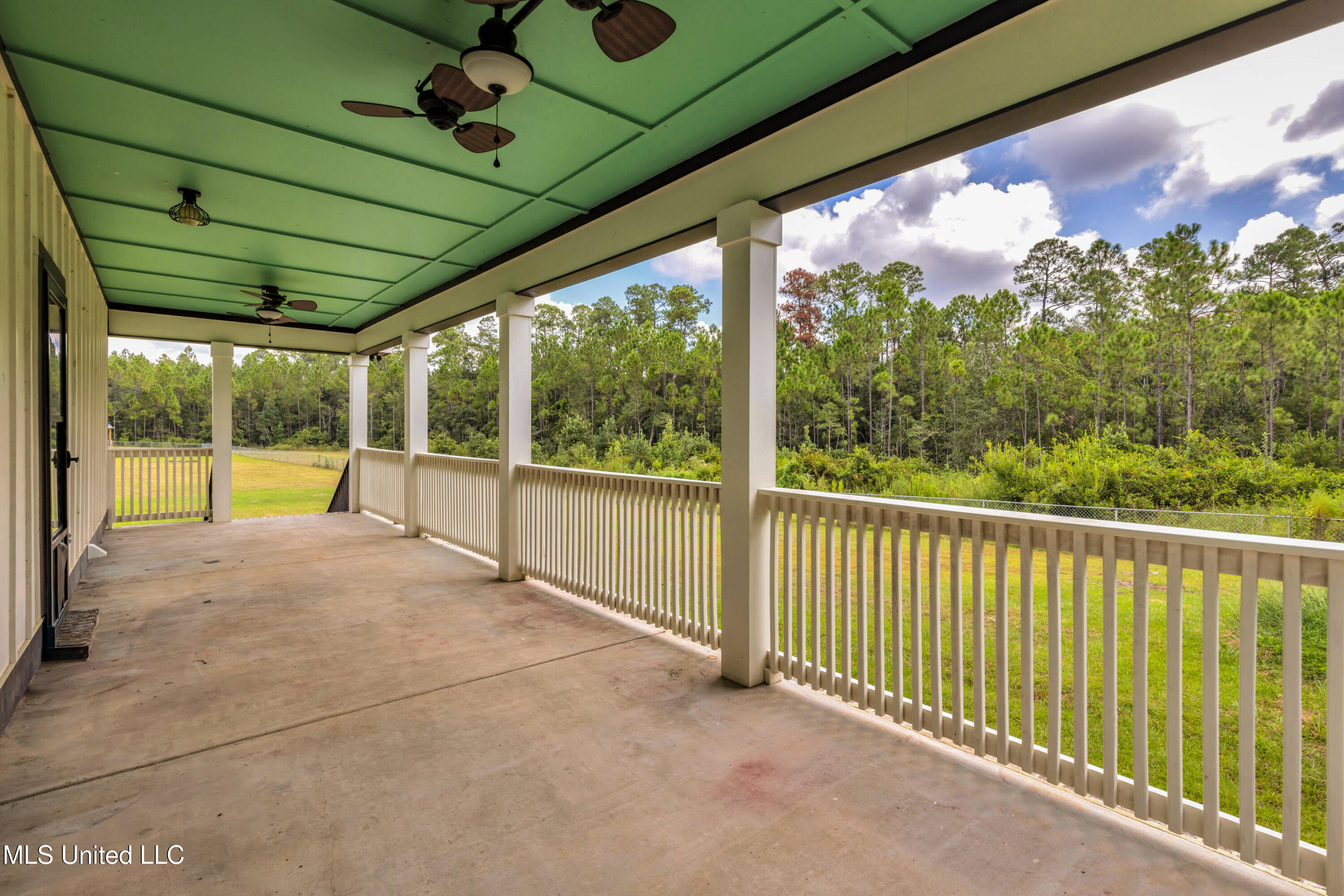 15655 Krohn Road Property Photo 12