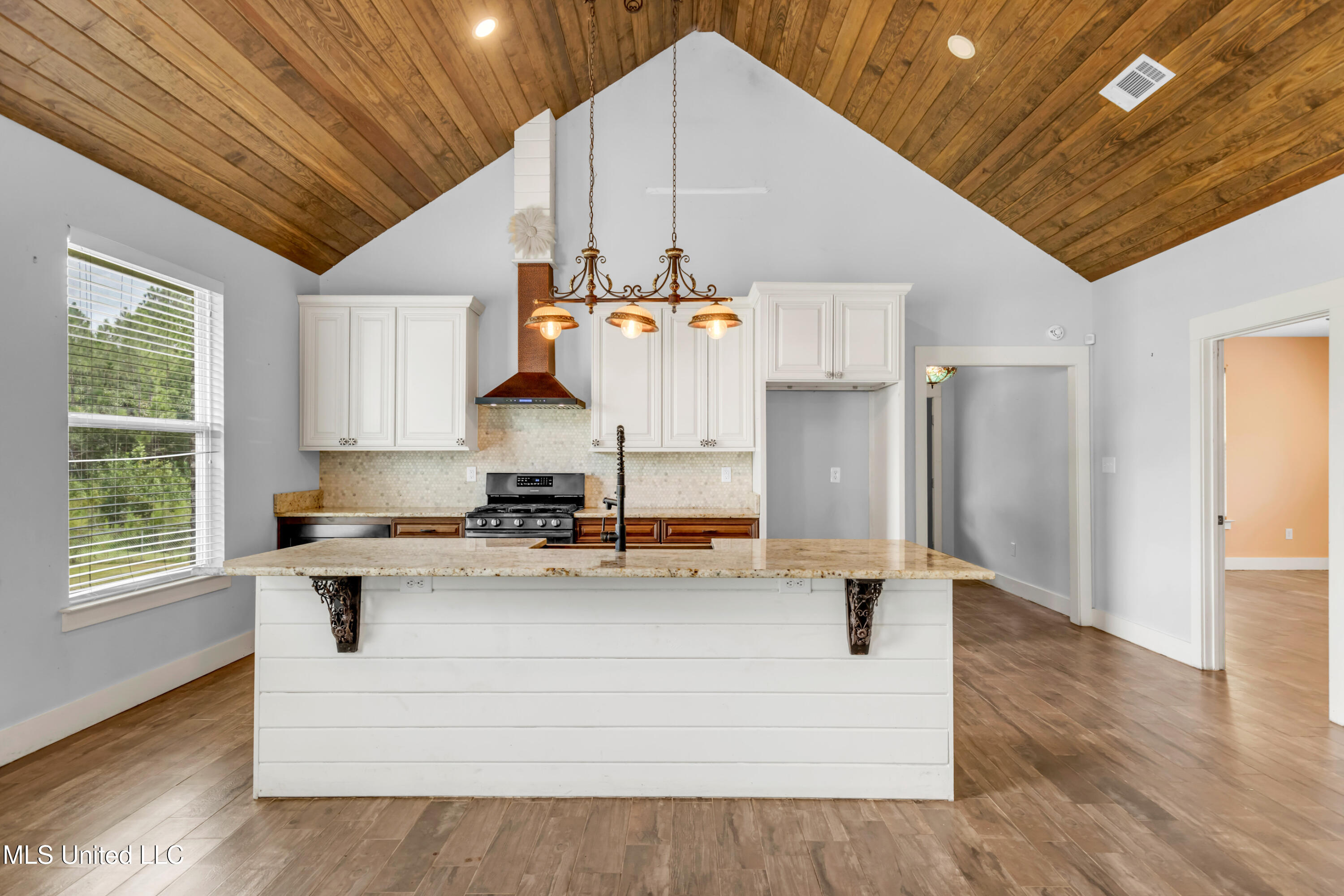 15655 Krohn Road Property Photo 18