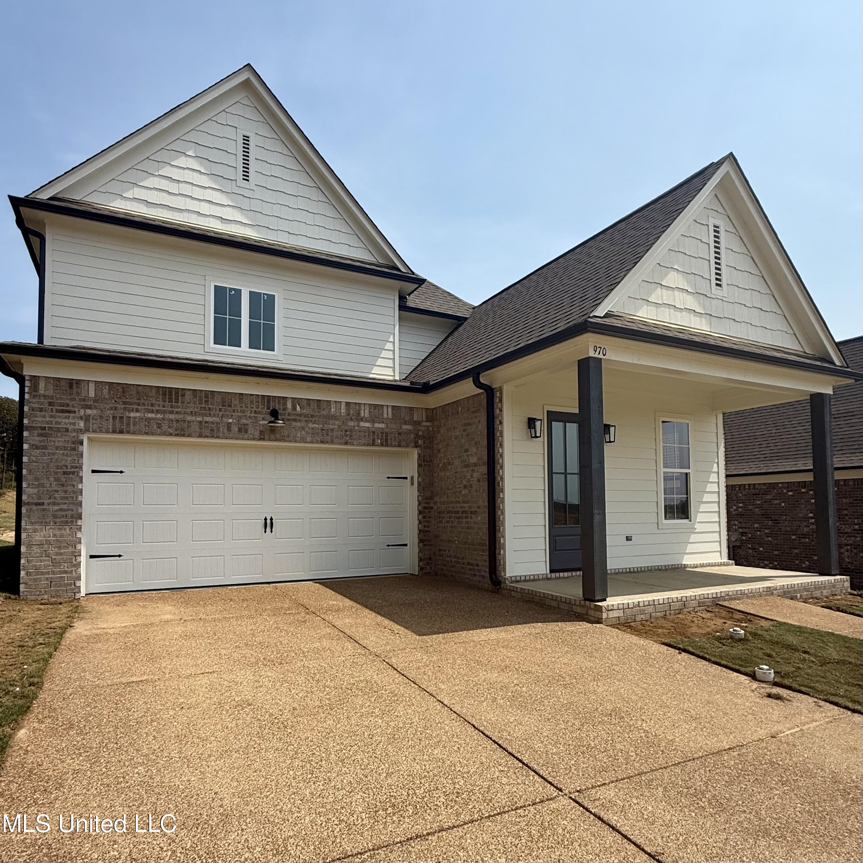 970 Coahoma Court Property Photo 2