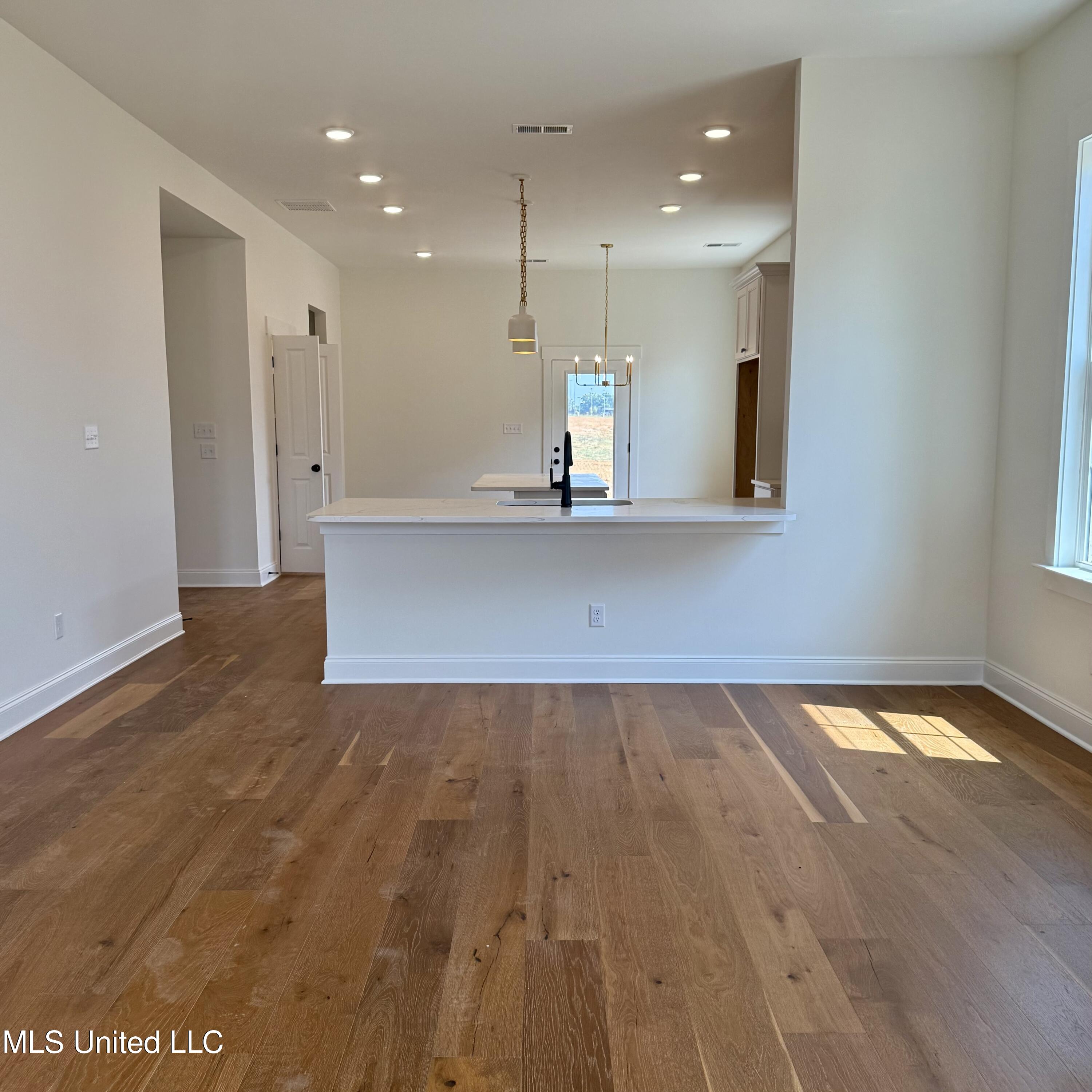 970 Coahoma Court Property Photo 4