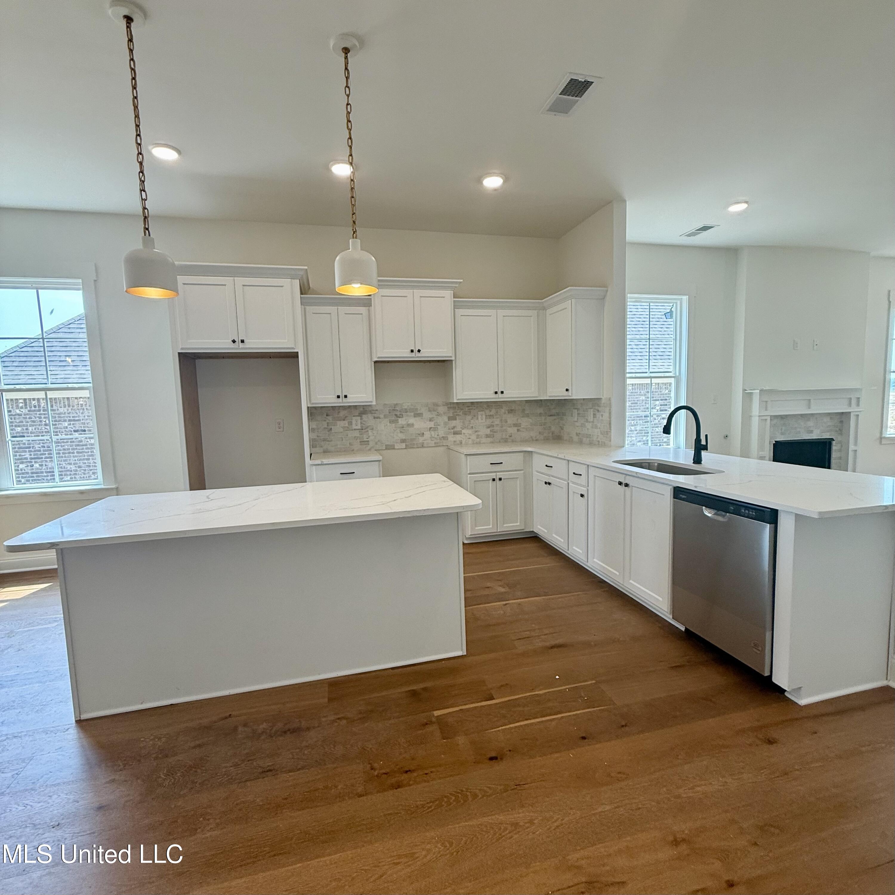 970 Coahoma Court Property Photo 8