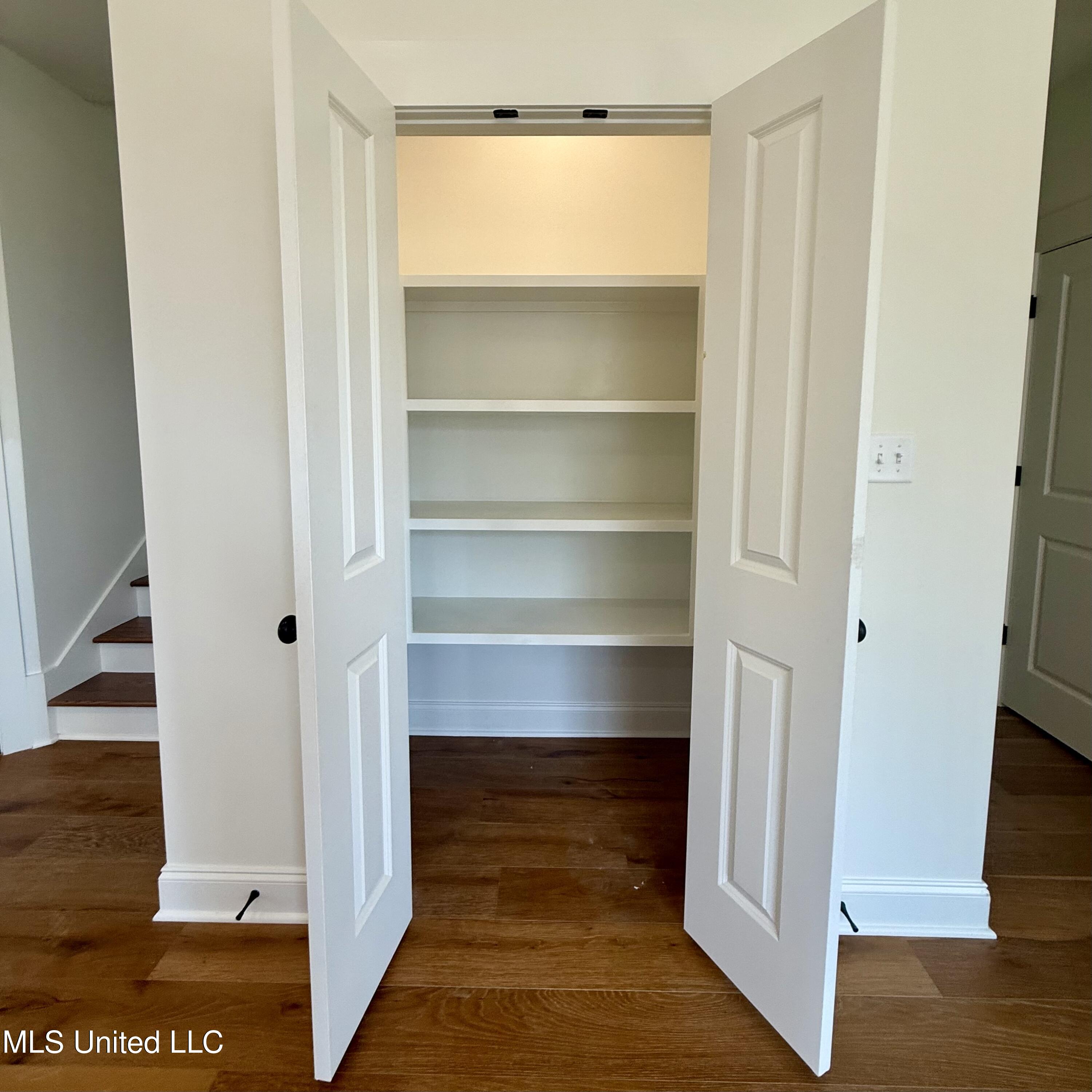 970 Coahoma Court Property Photo 13